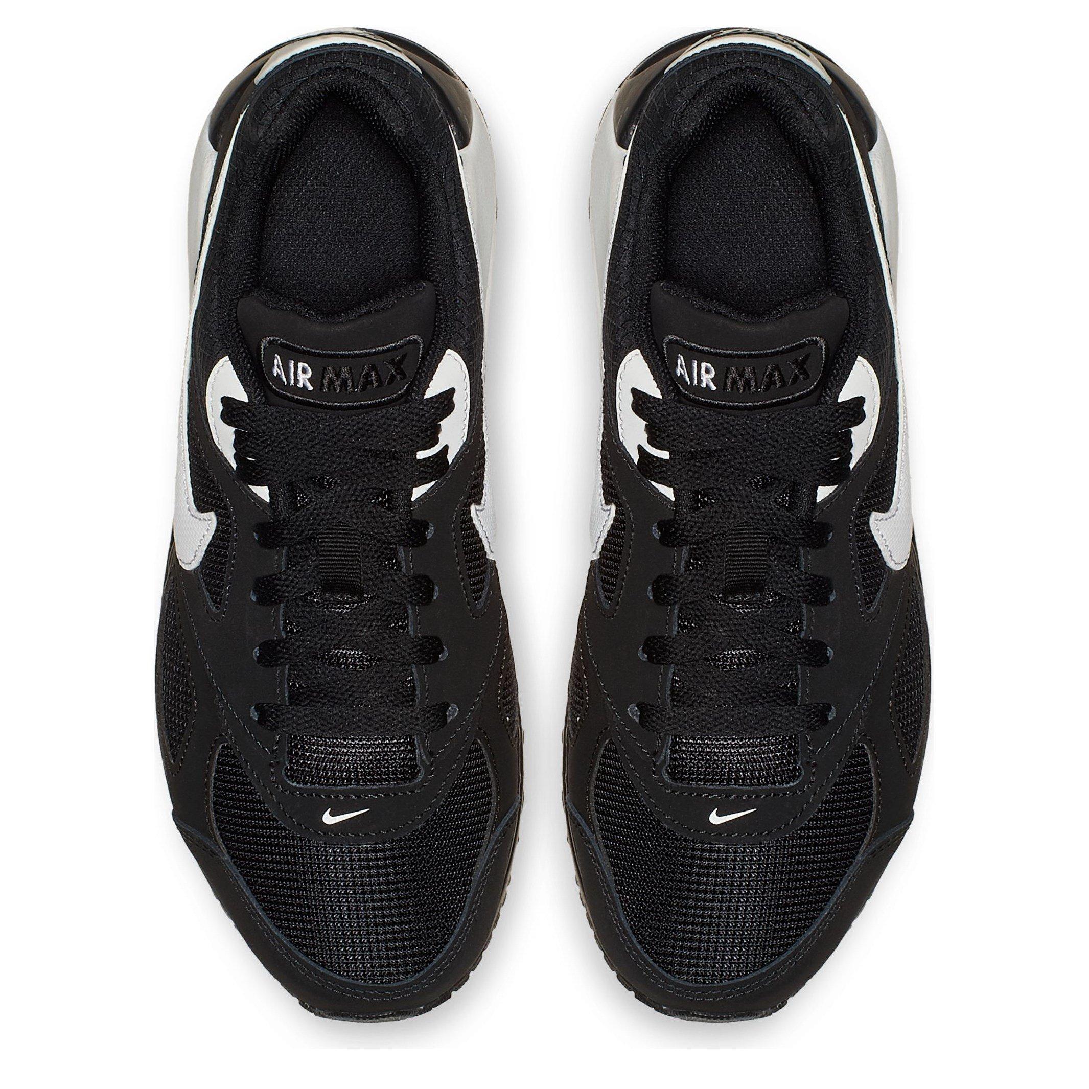 Zwart/Wit - Nike - Air Max Ivo Junior Boys - 5