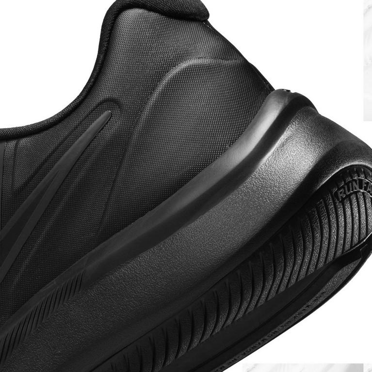 Triple Noir - Nike - Ferragamos Famed Rainbow Sandal - 8