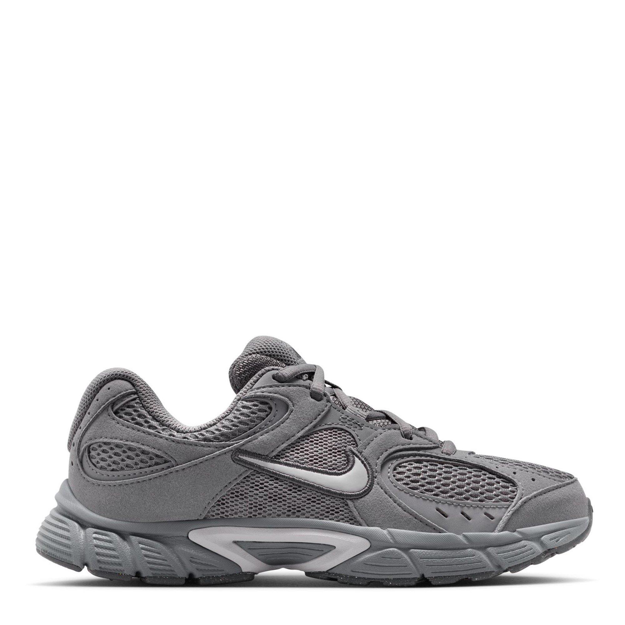 Nike Boys V5 Rnr Shoes Juniors - Dark Grey - 4 (36.5)