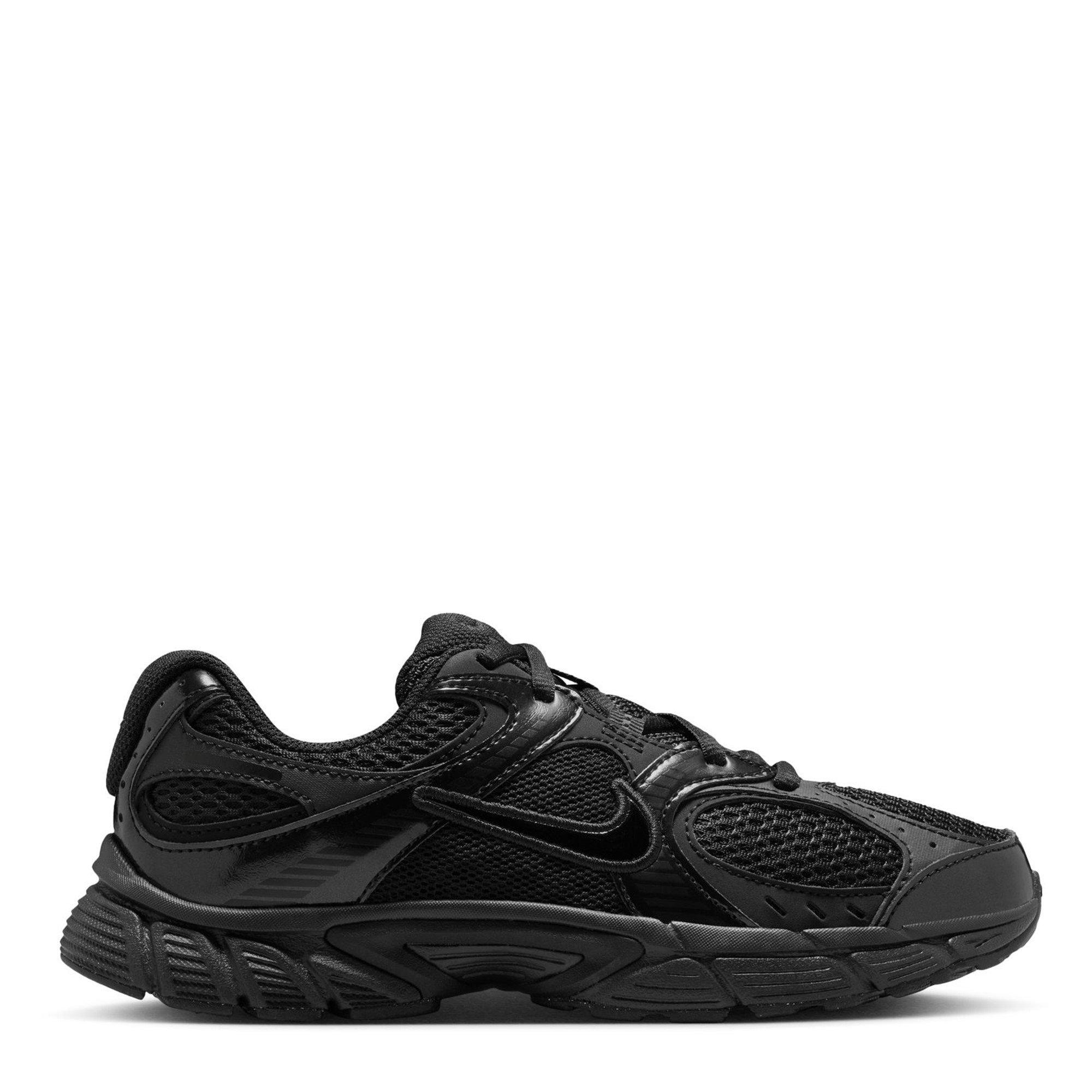 Triple Black - Nike - V5 RNR Shoes Juniors - 1