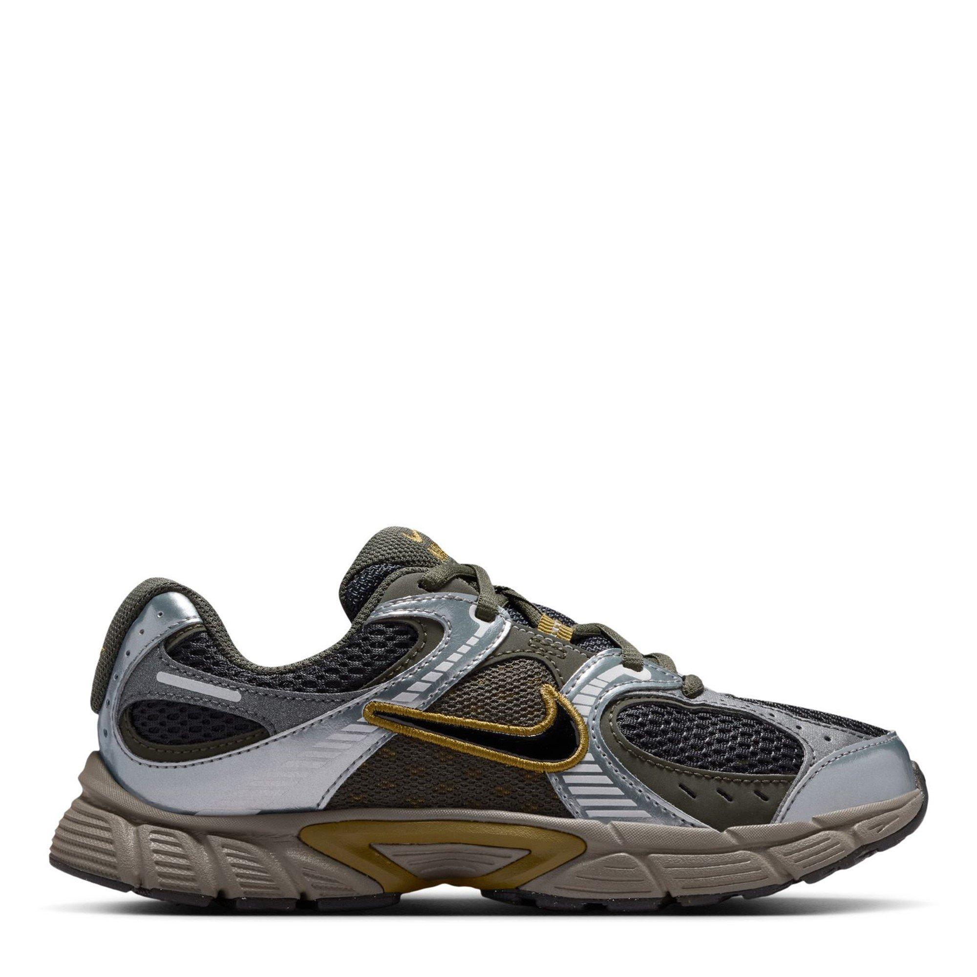 Nike Boys V5 Rnr Shoes Juniors - Black/Khaki - 4 (36.5)