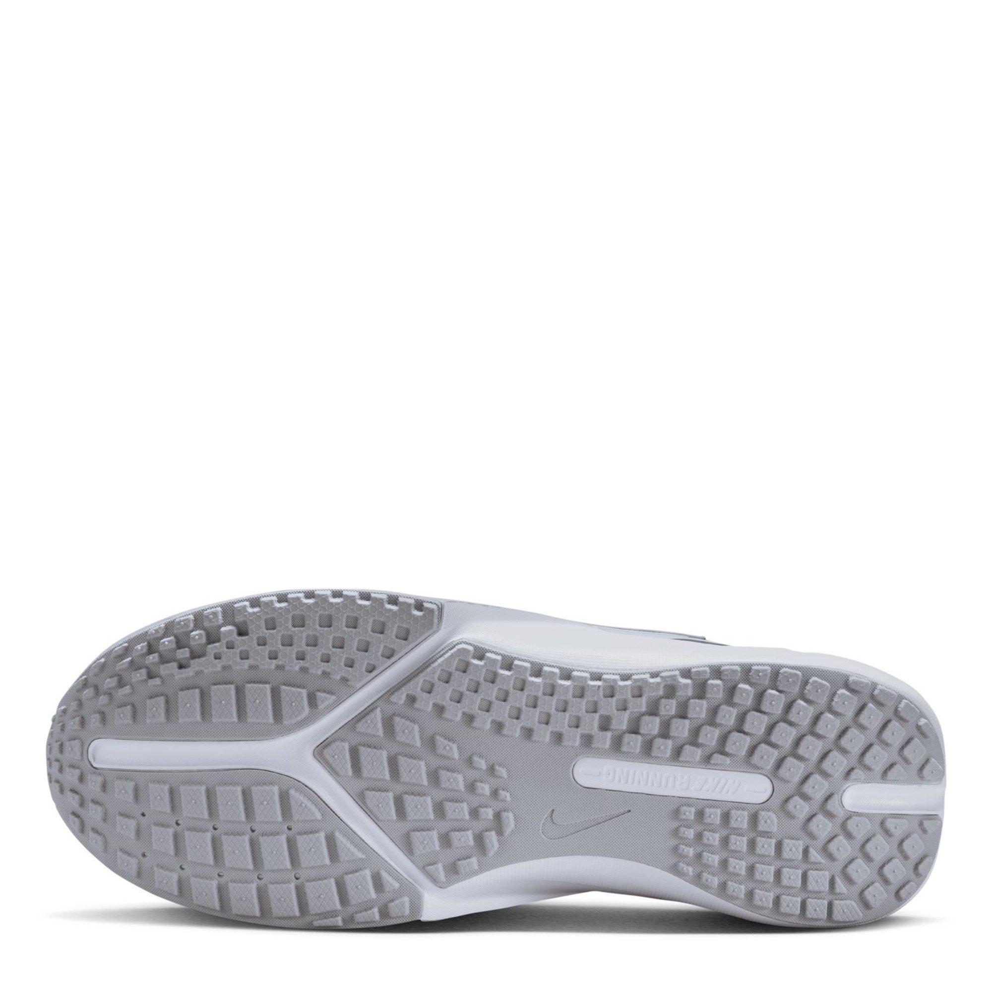 Blk/Wht-Grey - Nike - Sonic Fly Juniors Running Shoes - 6