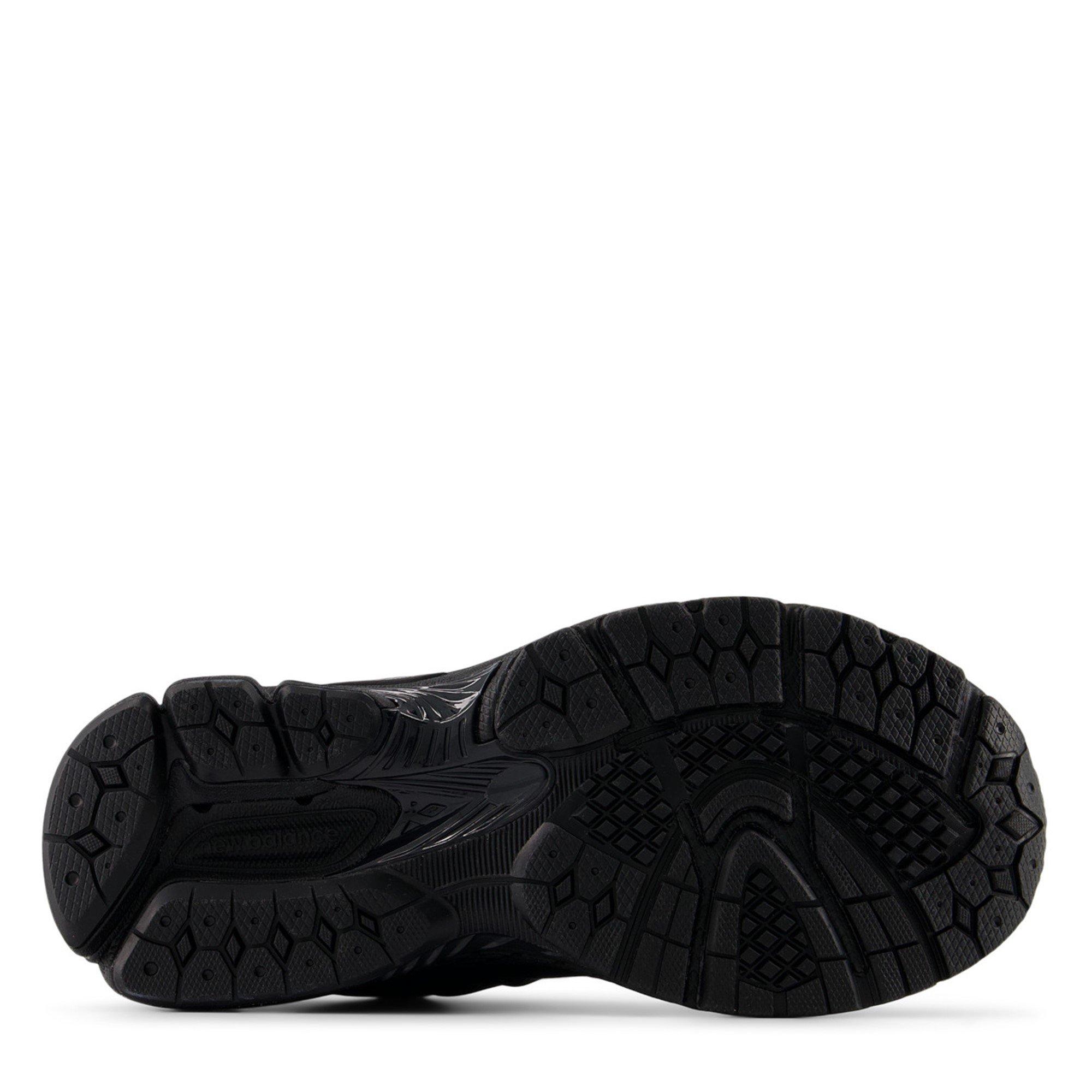 Triple Black - New Balance - New Balance 2002 - 4