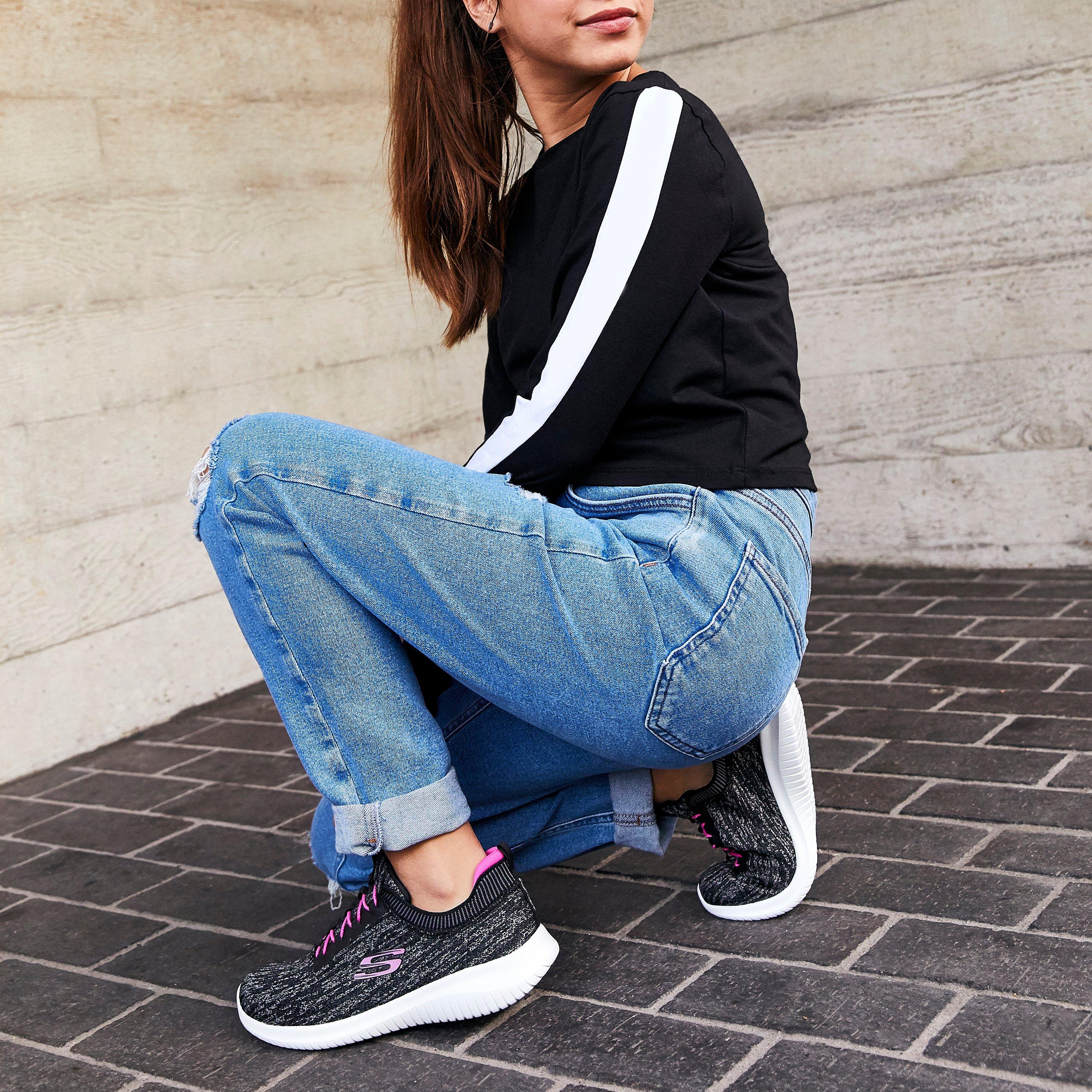 Zwart/Roze - Skechers - Ultra Flex Bright Horizon Junior Girls Trainers - 6