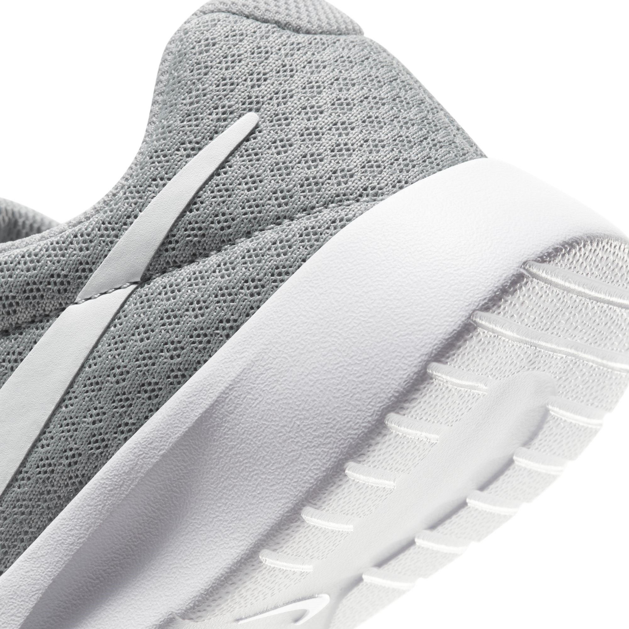 Grijs/Wit - Nike - Tanjun Junior Boys Trainers - 8