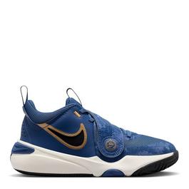 Nike Team Hustle D 11 Juniors Basketball Shoes