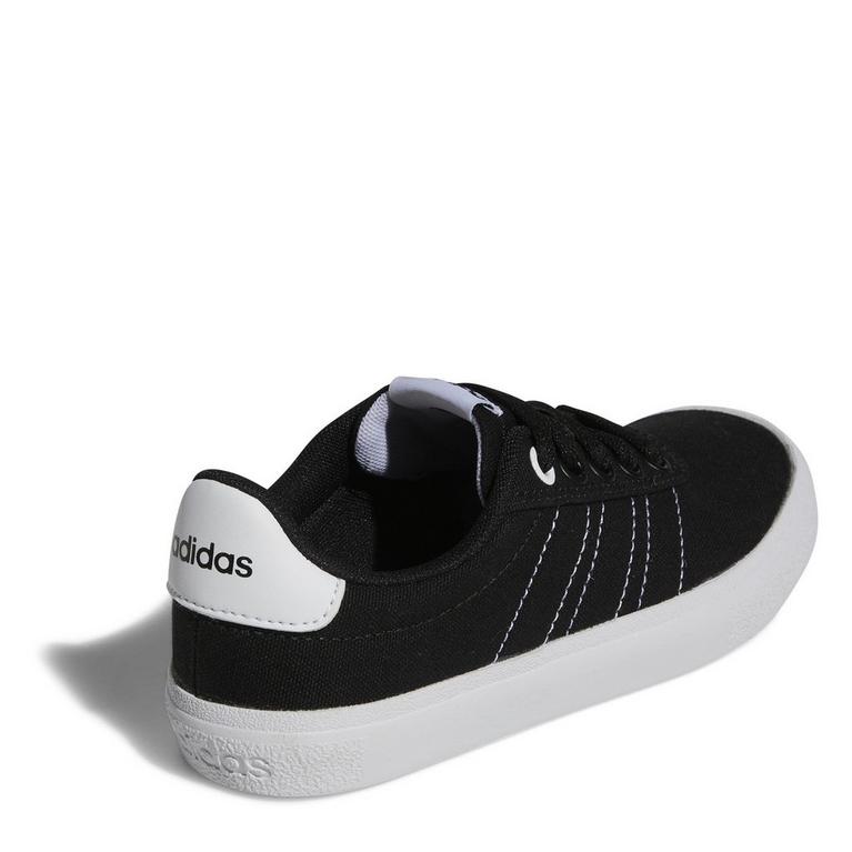 Noir/Blanc - adidas - when the shoe debuted in the US with the launch of the - 4