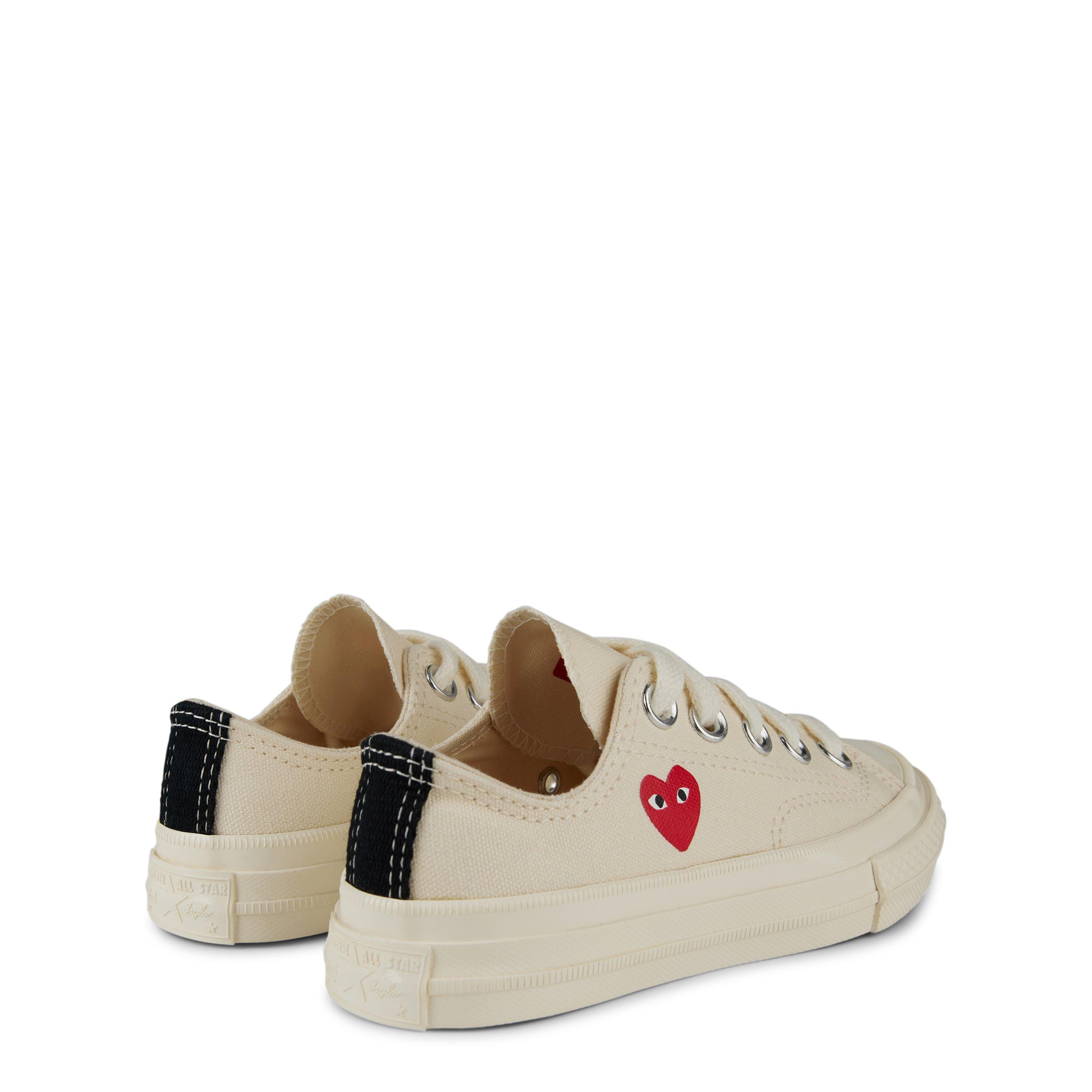 Beige - Comme des Garcons PLAY - Small Heart Low Trainers Junior - 4