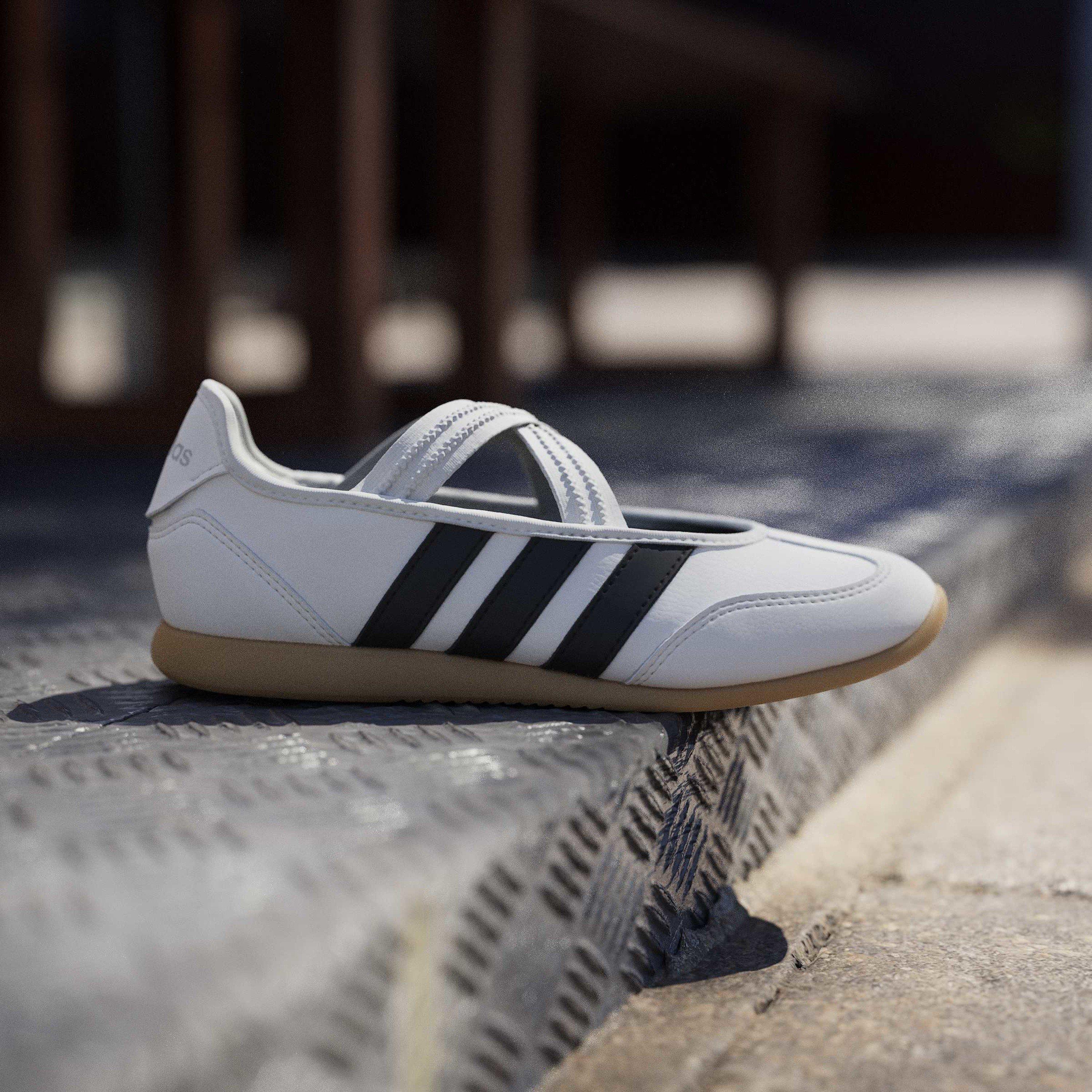 White/Black - adidas - Adidas Barreda Mary Jane - 10