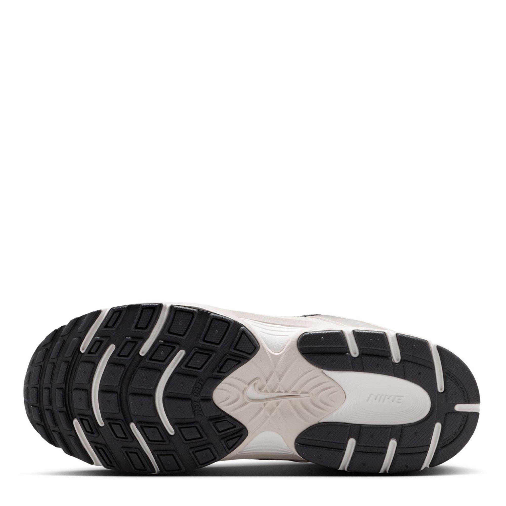 Wht/Sail - Nike - V5 RNR Shoes Juniors - 6