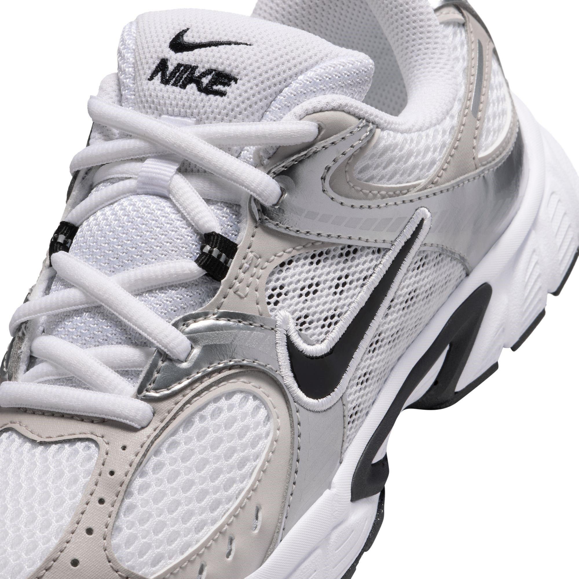 Wht/Blk/Grey - Nike - V5 RNR Shoes Juniors - 7