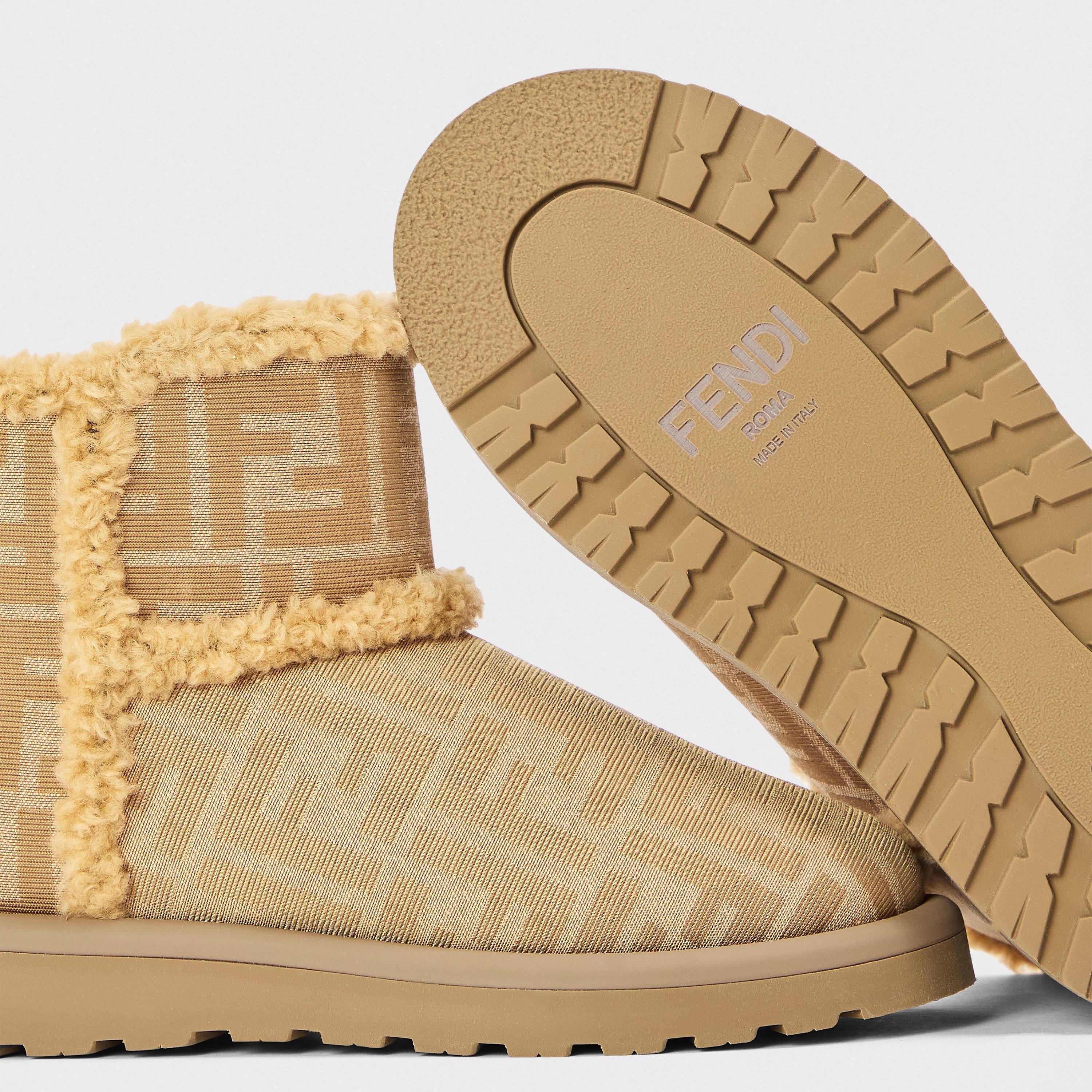 Beige F1TPX - Fendi - Unisex Kids' Snug Boots - 3