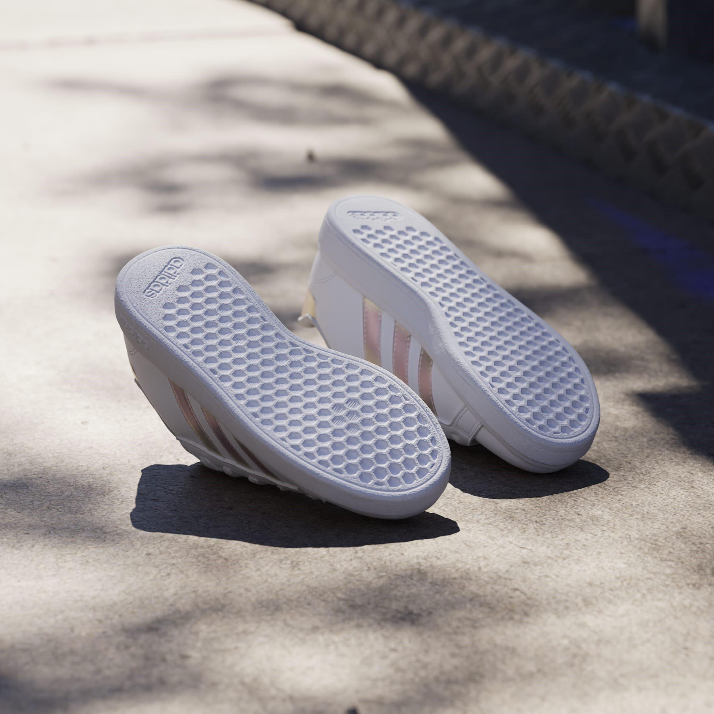 Weiß/Irides - adidas - Girls Grand Court Trainers - 11