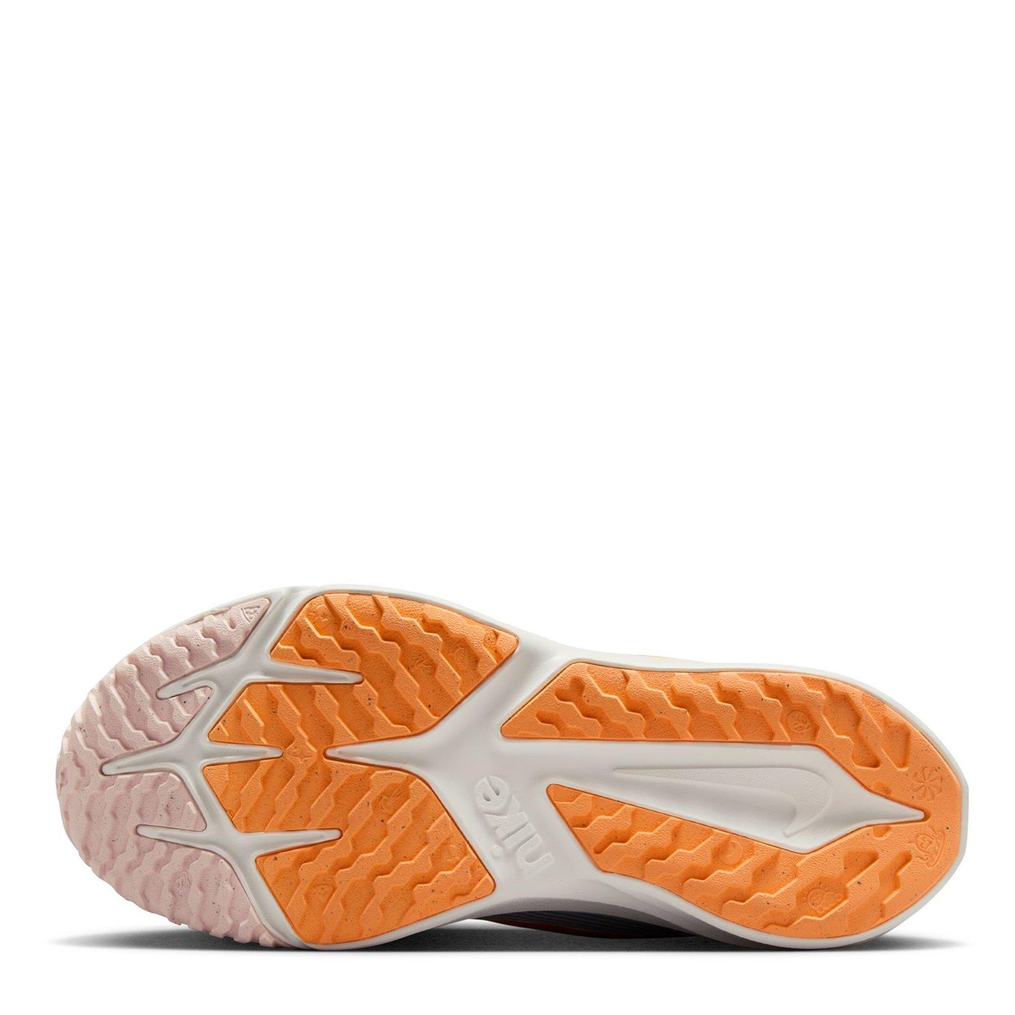 Grijs/Oranje - Nike - Star Runner 4 Big Kids Road Running Shoes - 6