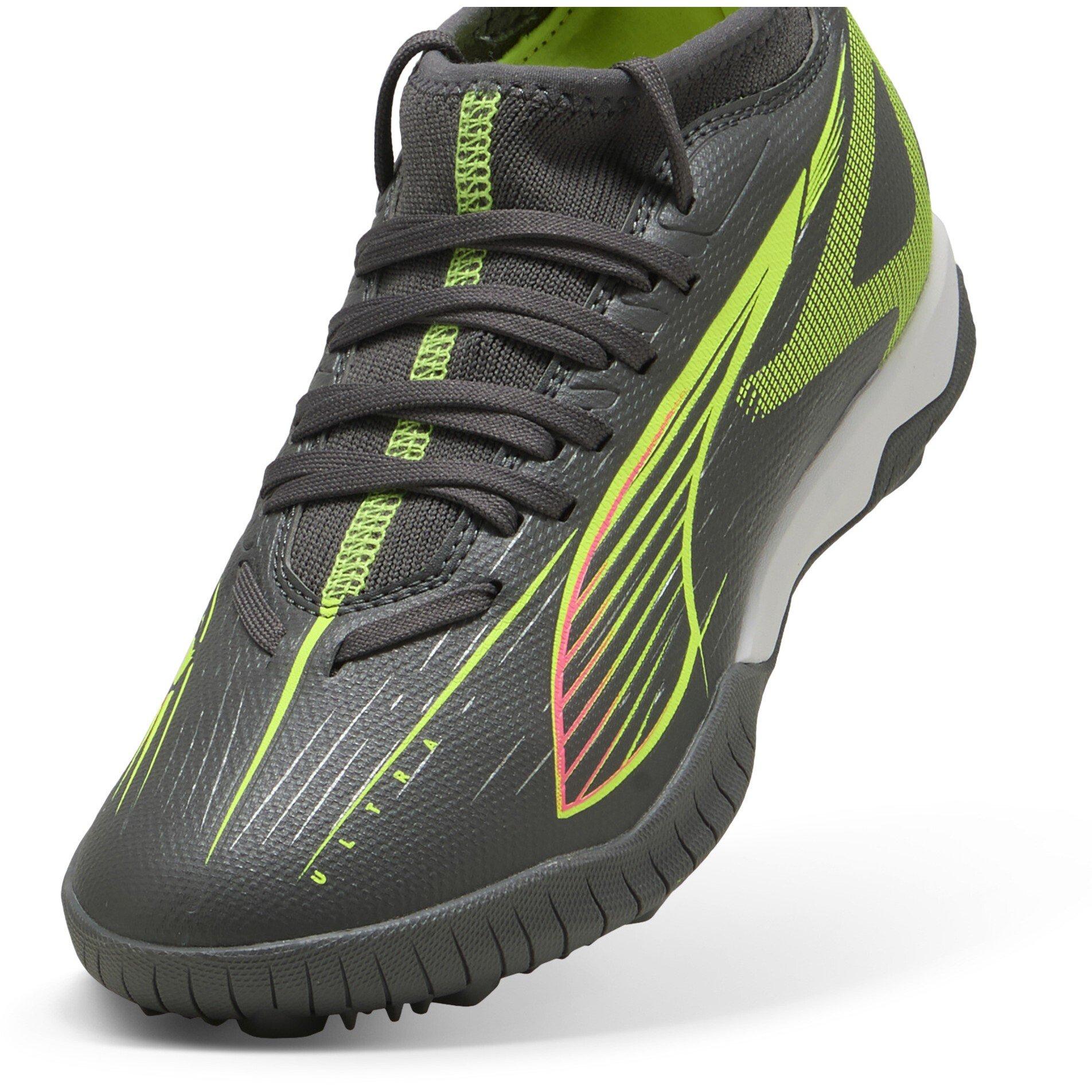 Matte Aged Sil - Puma - Puma Ultra 5 Match Tt + Mid Jr Astro Turf Football Boots Unisex Kids - 6