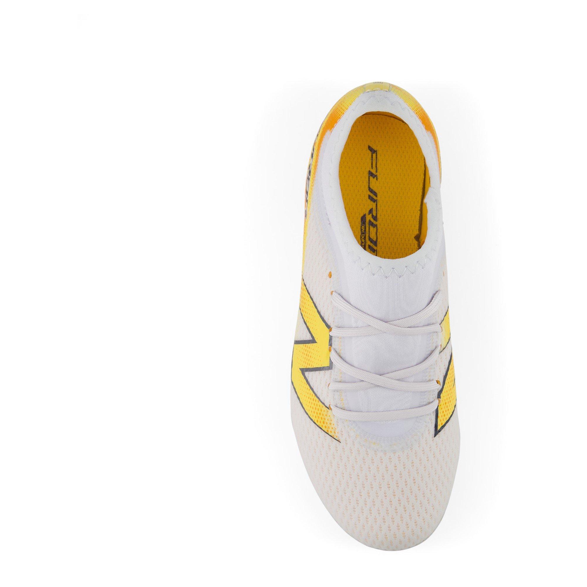 Bijelo/narančasto - New Balance - Unisex Kids' Furon .3 Firm Ground Football Boots - 3