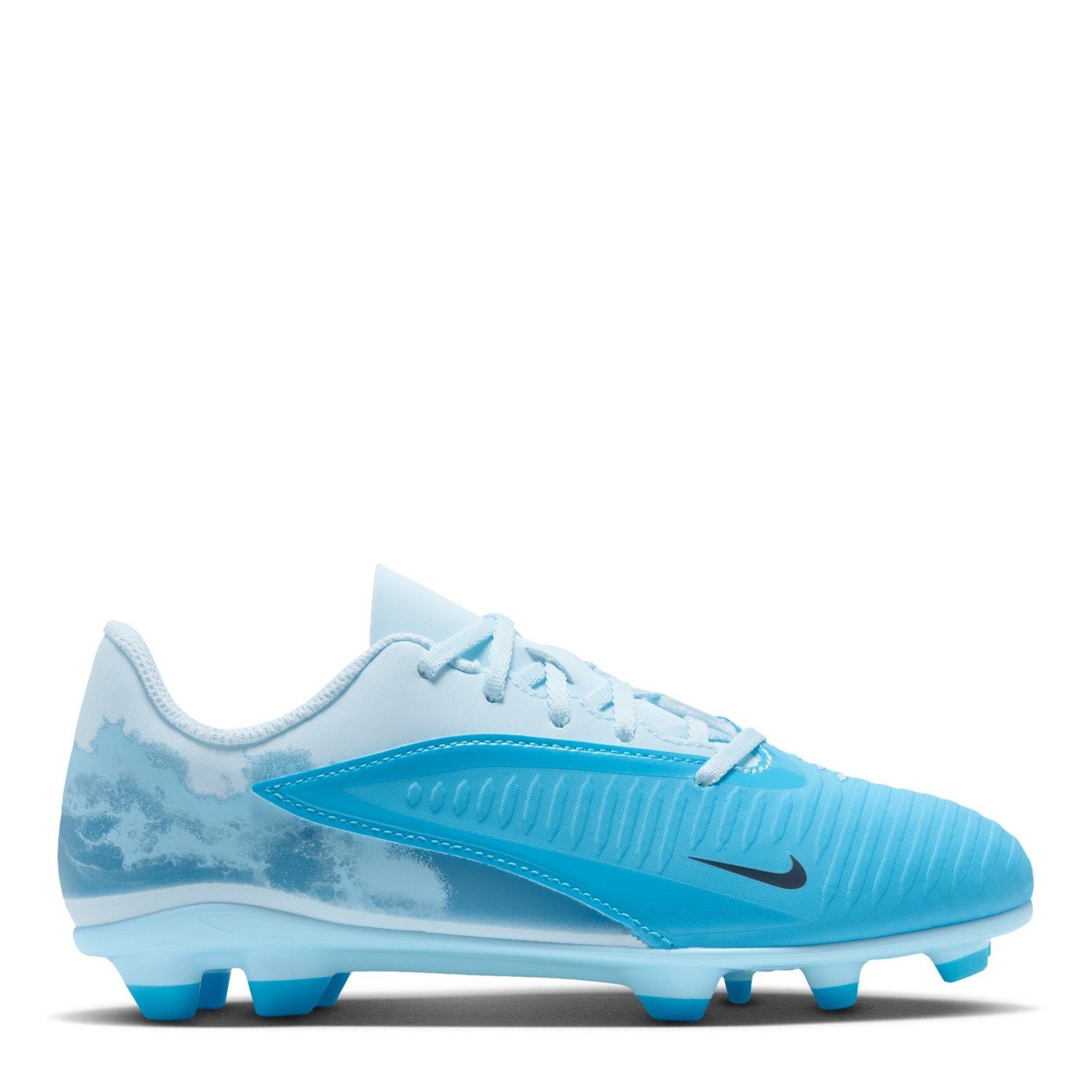 Nike Phantom 6 Club Juniors Multi Ground Football Boots