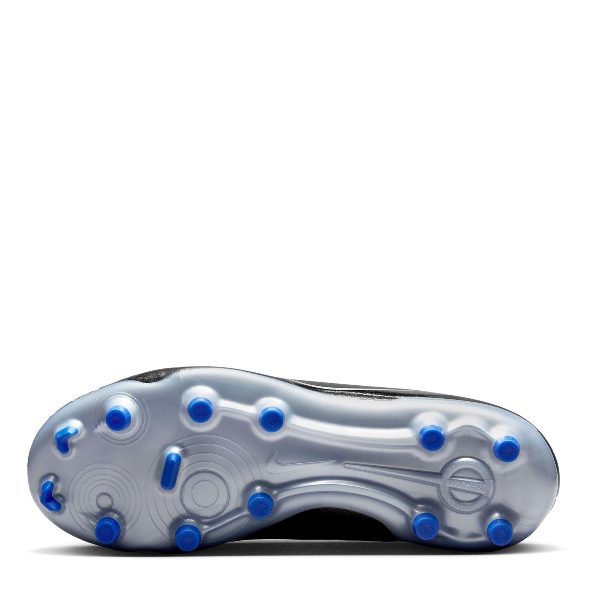 crampons stabilisés nike