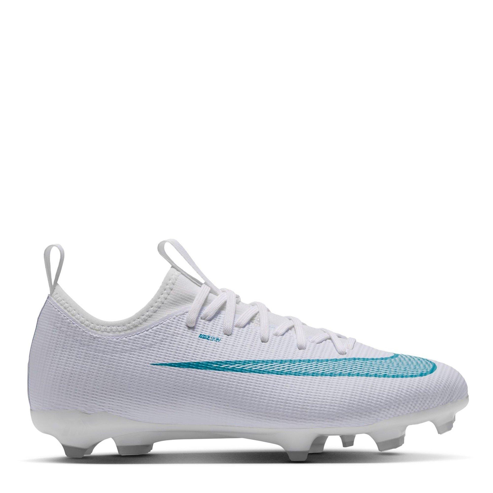 Nike Unisex Kids' Vapor 17 Academy Firm Ground Football Boots