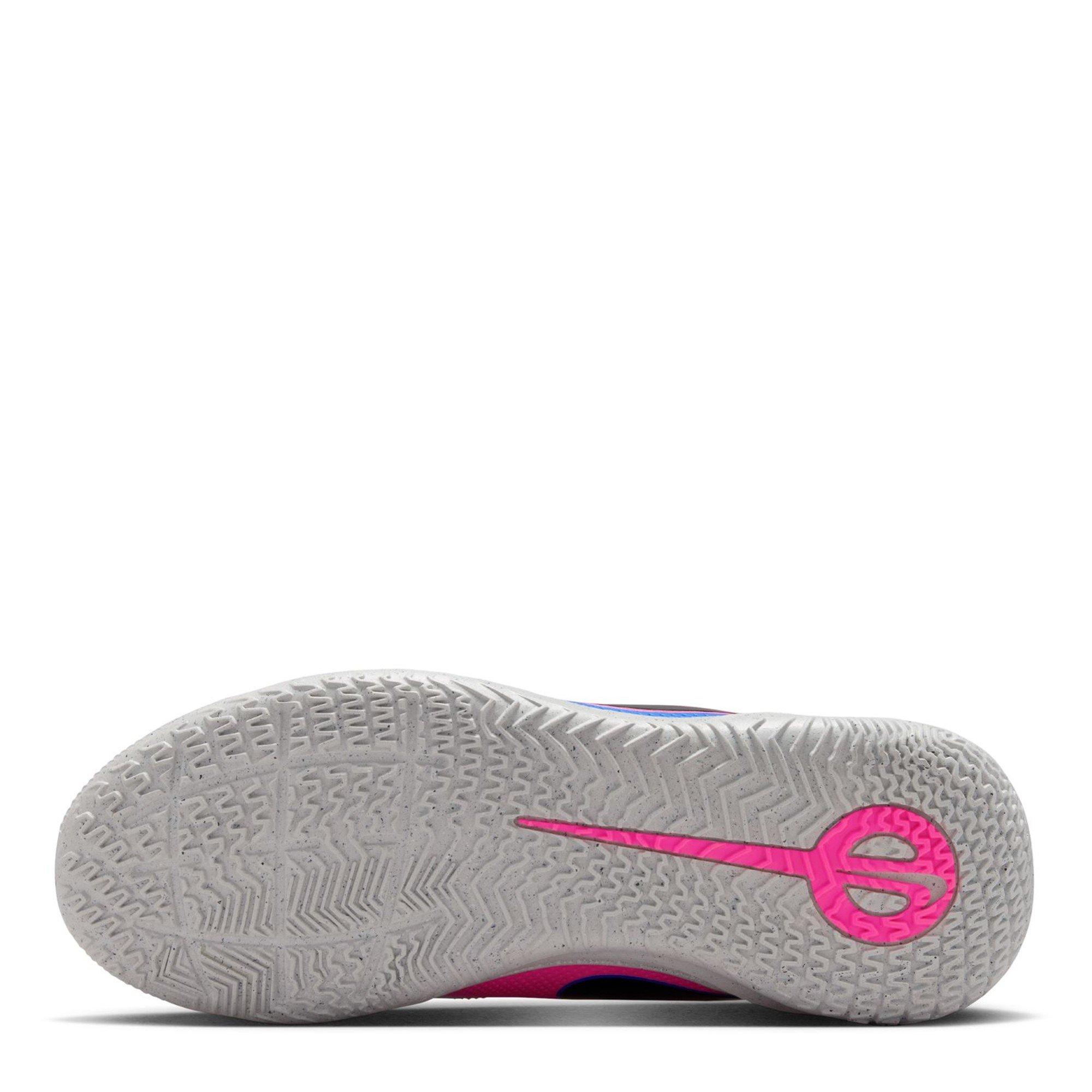 Wht/Bk-Blu-Pink - Nike - Nike Maestro Club In Jn63 - 3