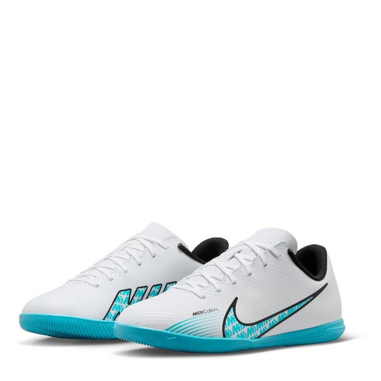 Wht/Baltic Blue - Nike - Jr. Mercurial Vapor 15 Club Juniors Indoor Football Boots - 4
