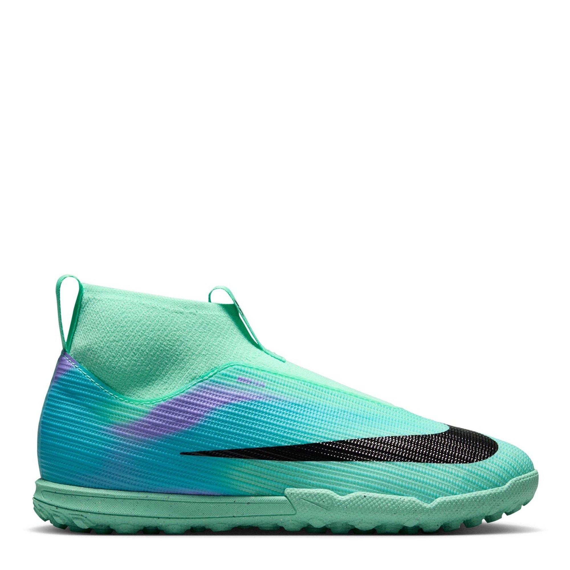 Nike Kids' Mercurial Academy Slim Fit Astro Turf Football Boot