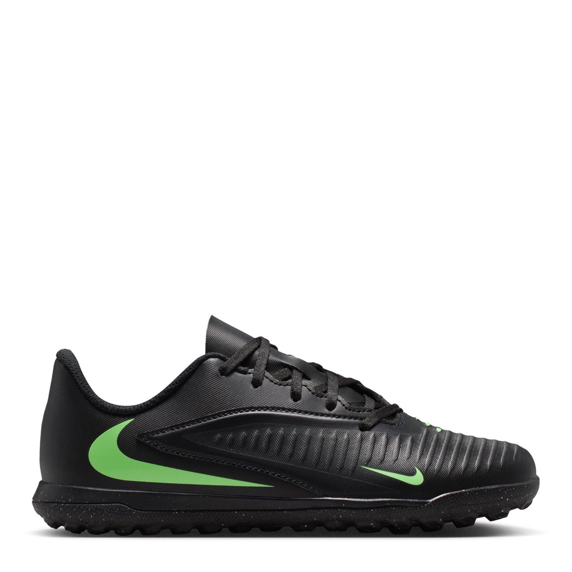 Kids' Astro Turf Football Boots