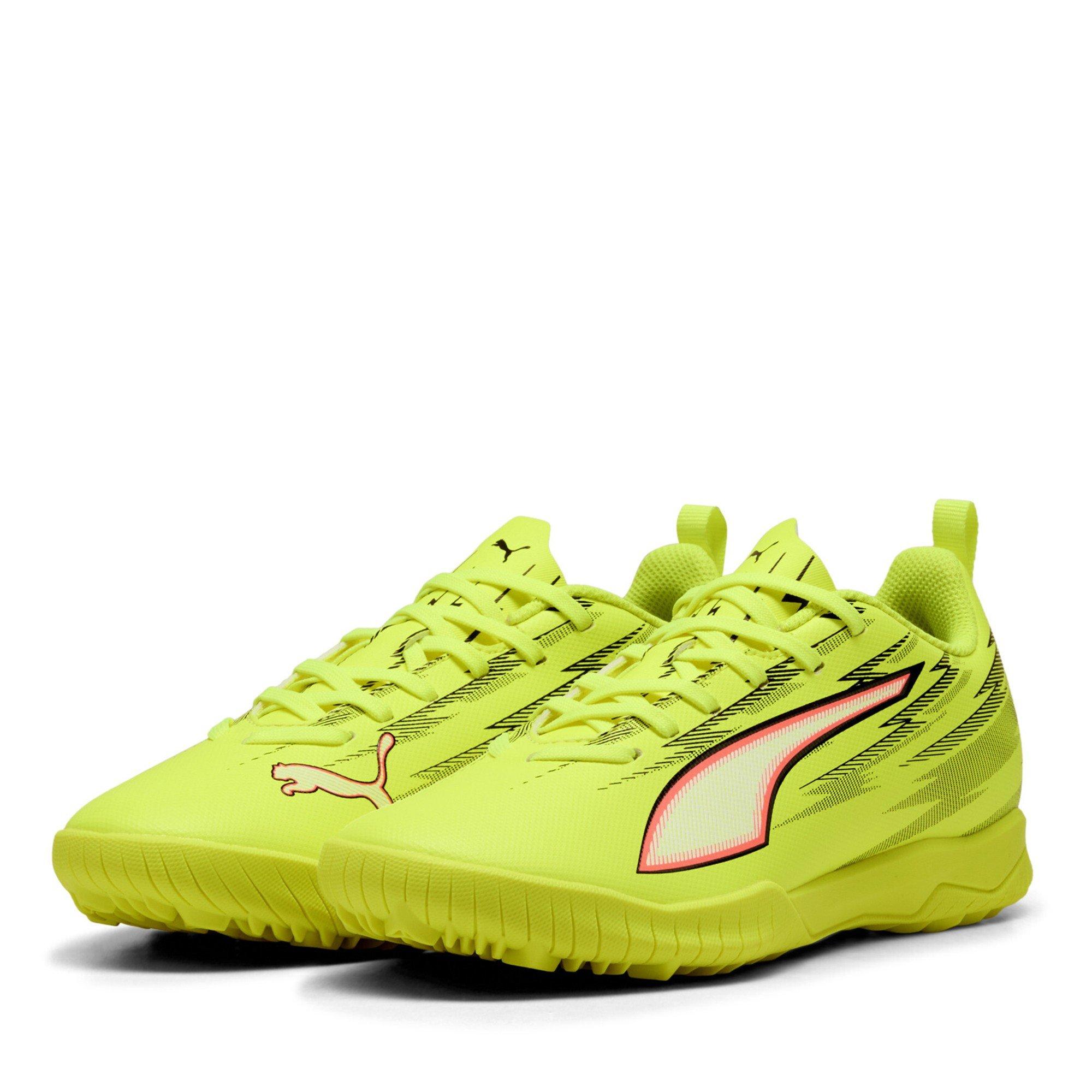 Kids PUMA Ultra 5 Play Astro Turf Football Boots