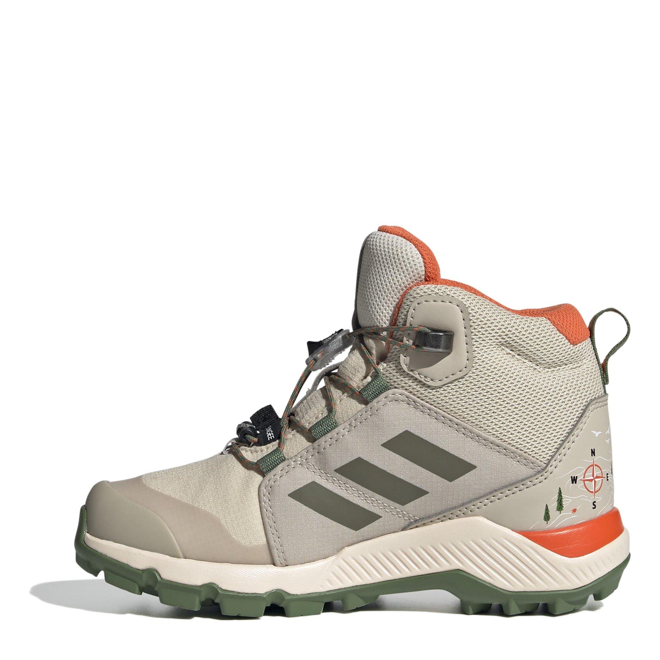 Wonder Beig - adidas - Terrex Mid Gore-TEX Disney Trekking Boots Juniors - 2