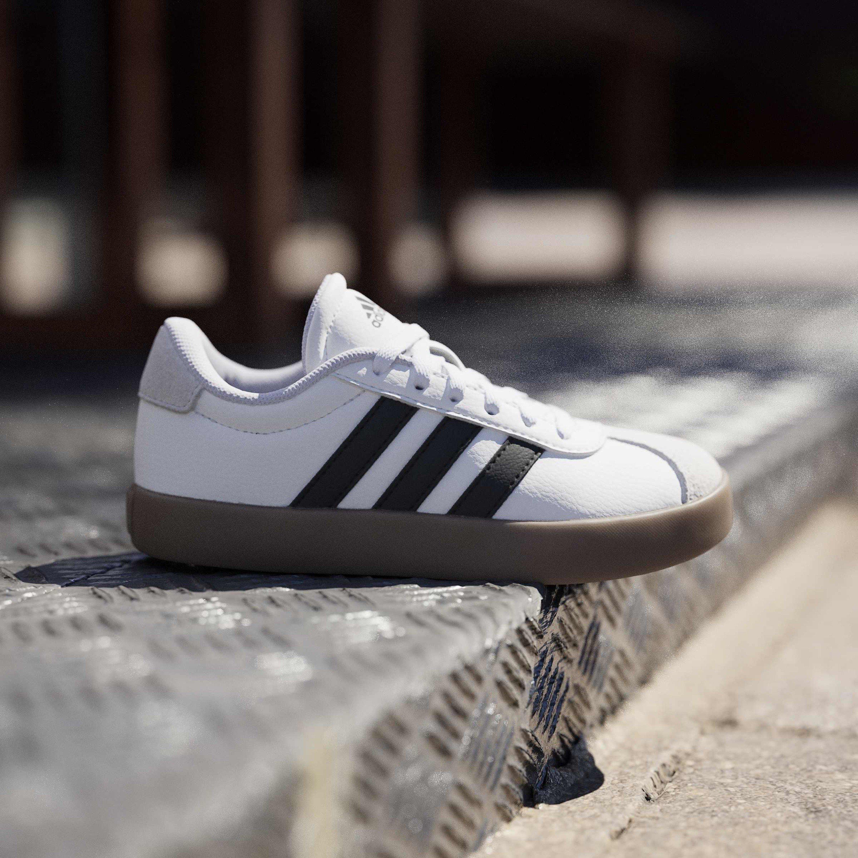 Wit/Gum - adidas - VL Court 3.0 Shoes Junior Boys - 10