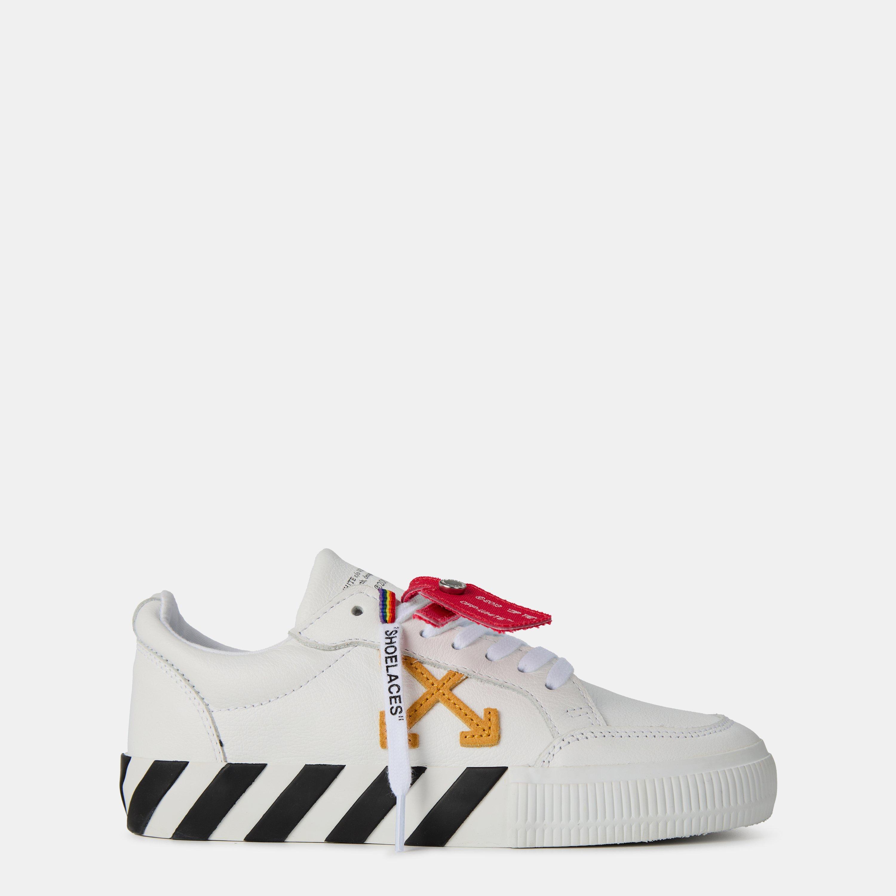 White 10116 - Off White - Kids Vulcanised Low Top Trainers, Chunky Rubber Sole - 1