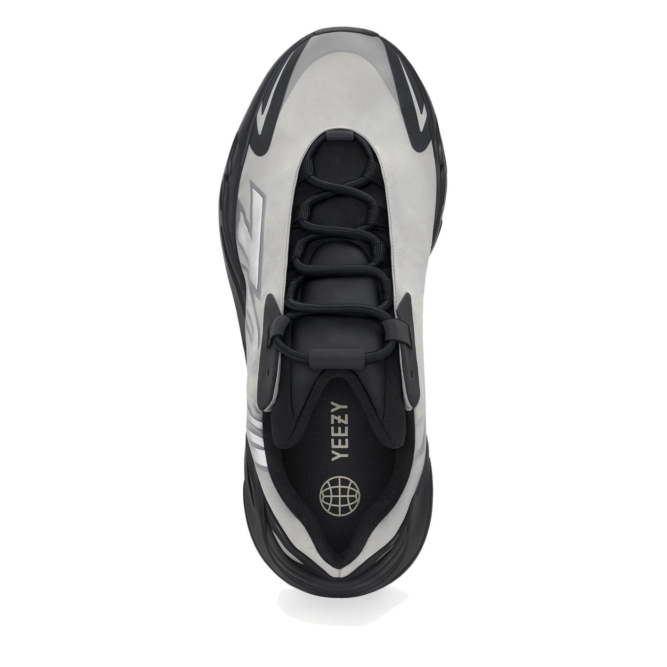 Metallische Farben - Yeezy - 700 MNVN Full-length BOOST Sneakers - 3