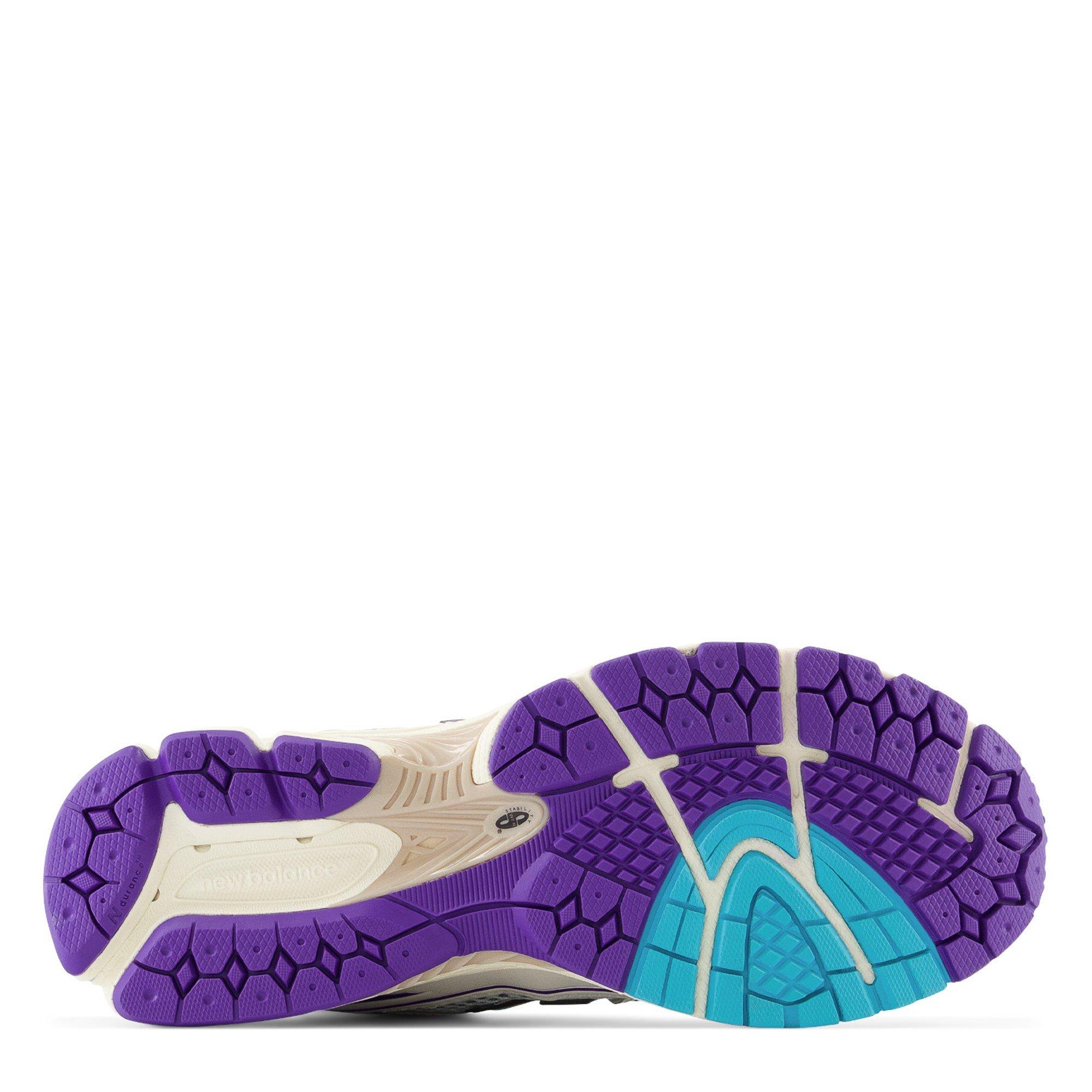 White - New Balance - 1906 Trainers Juniors - 4
