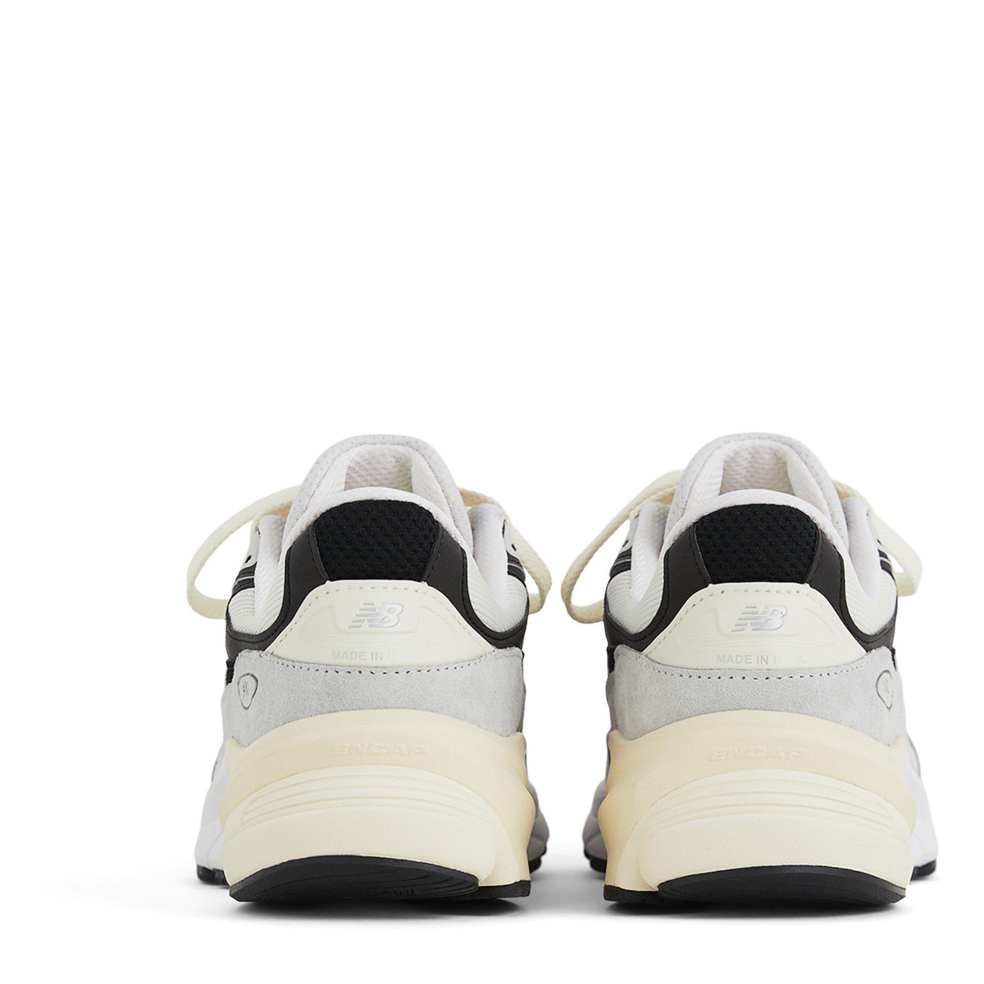 Grey - New Balance - U990V4  Juniors - 3