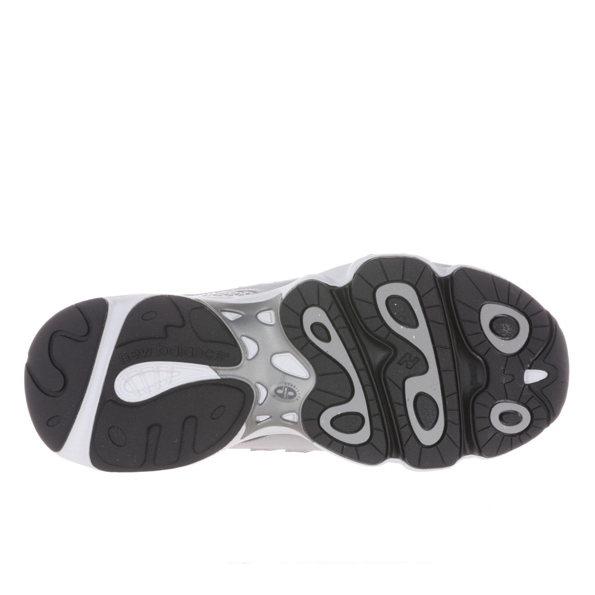 Raincloud EK - New Balance - M1000 Trainers Juniors - 5