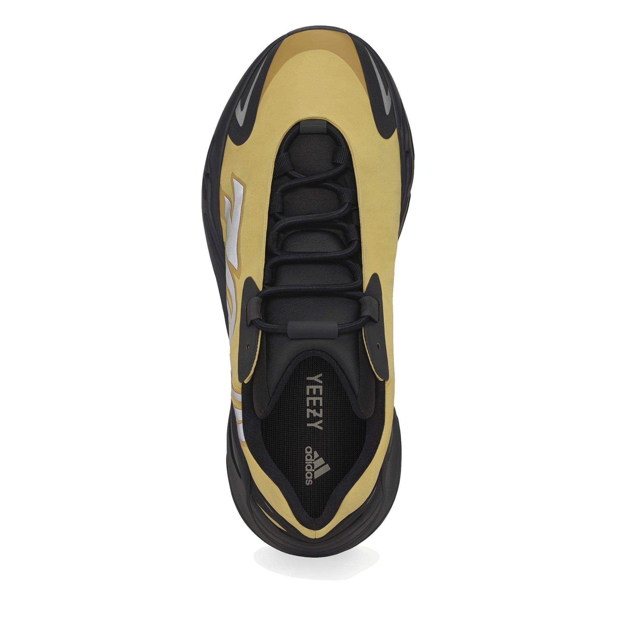 Med - Yeezy - 700 Mnvn Sustainable Sneakers - 3