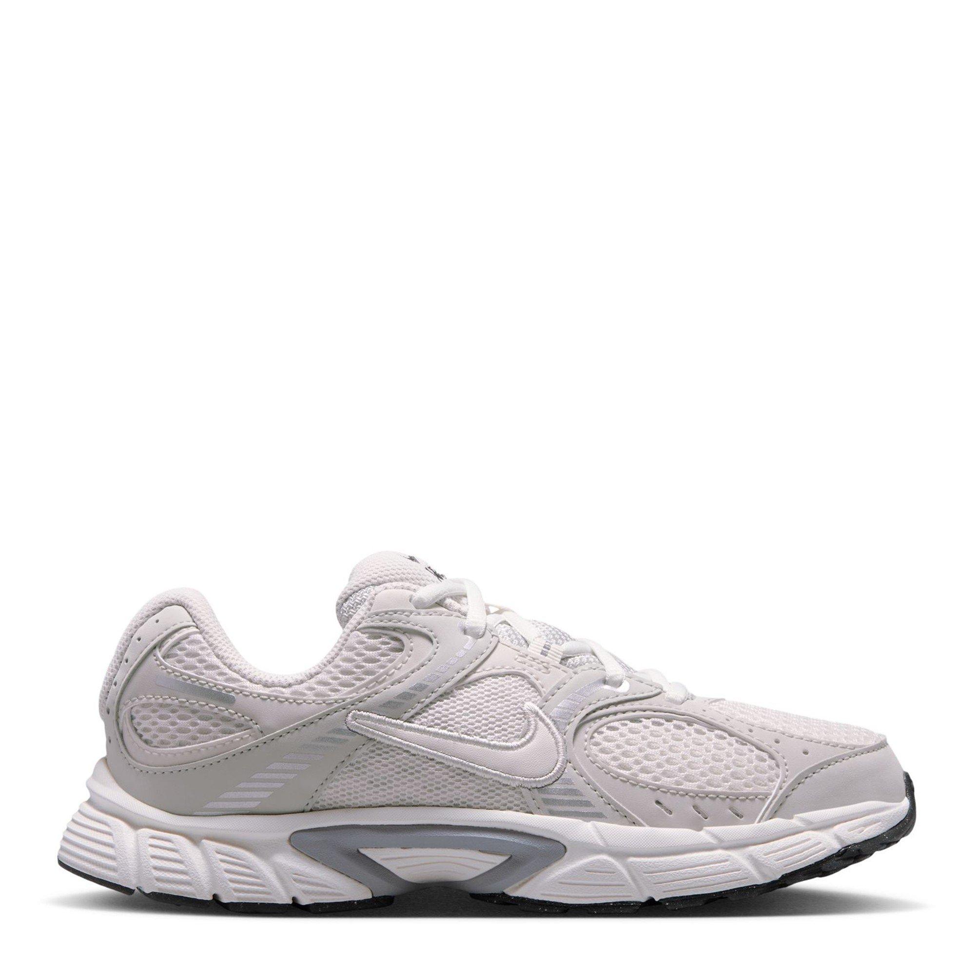 Cream - Nike - Nike V5 RNR Jn64 - 1