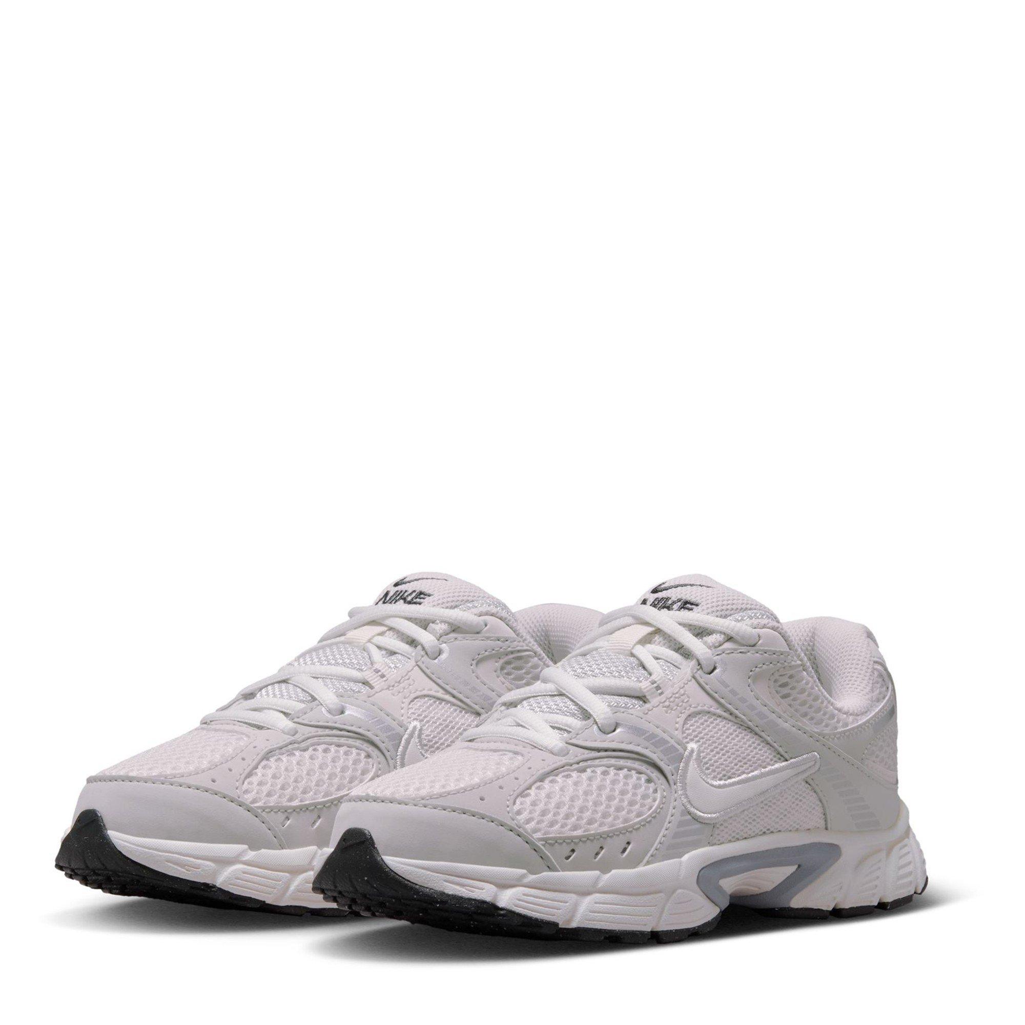 Cream - Nike - Kids' V5 Runners - 3