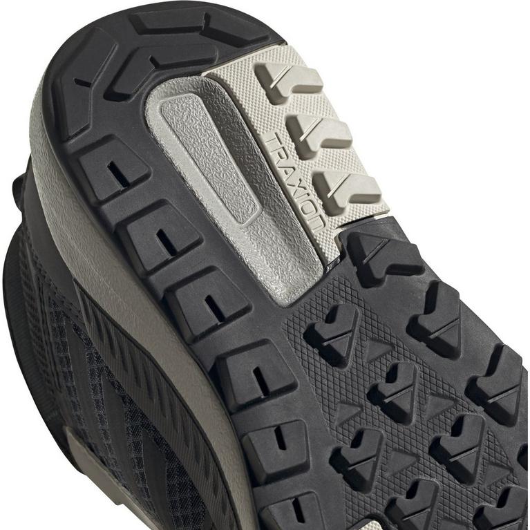 Noir - adidas - Terrex Trailmaker Mid RAIN.RDY Hiking Shoes Junior Boys - 8