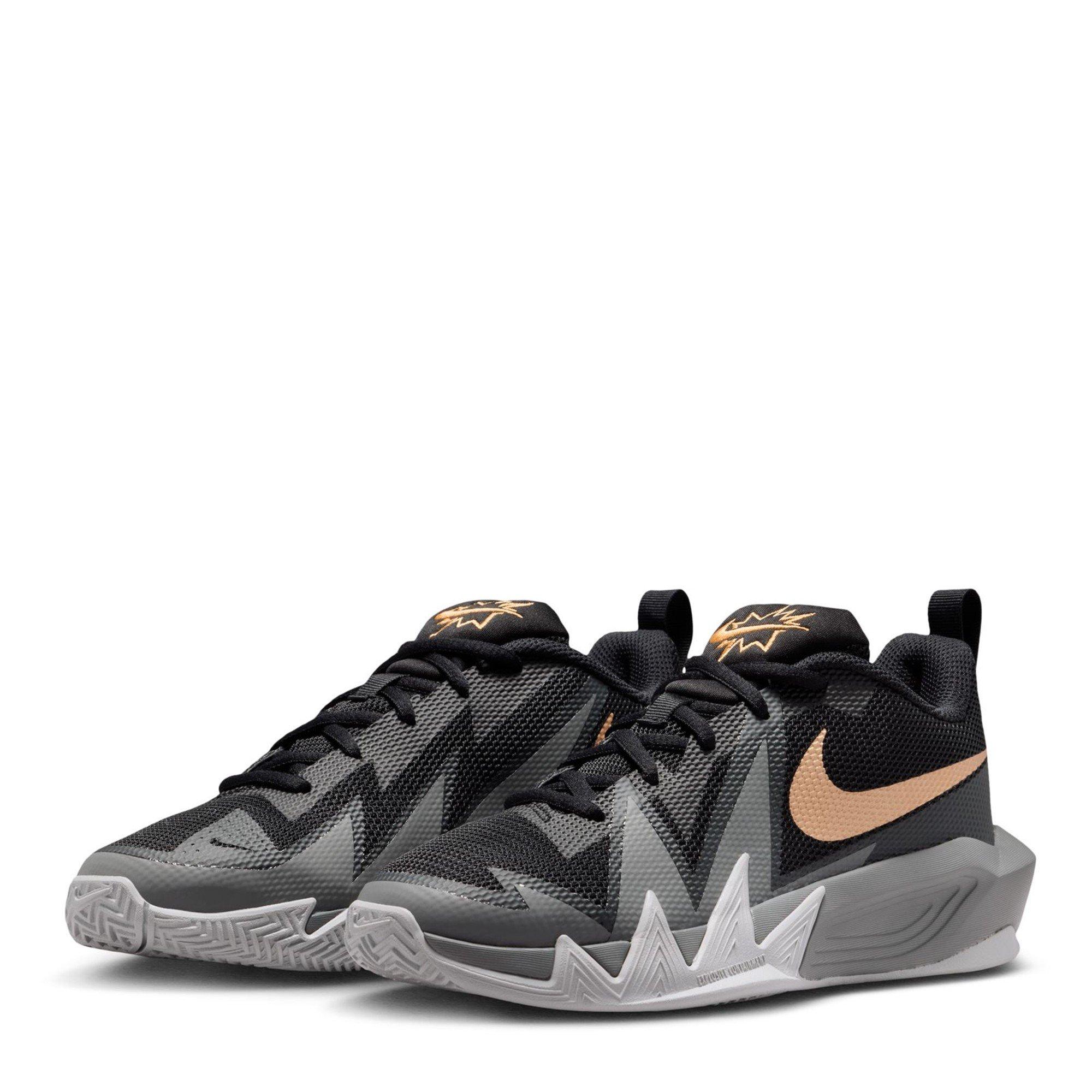 Black/Mtlc Gold - Nike - Kids' Basketball Trainers - 4