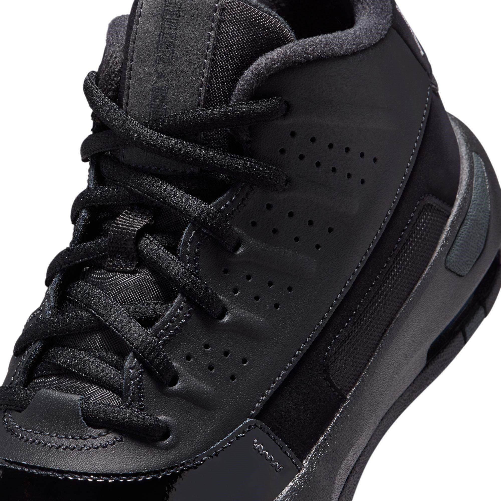 Triple Black - Air Jordan - Max Aura Basketball Trainers - 7