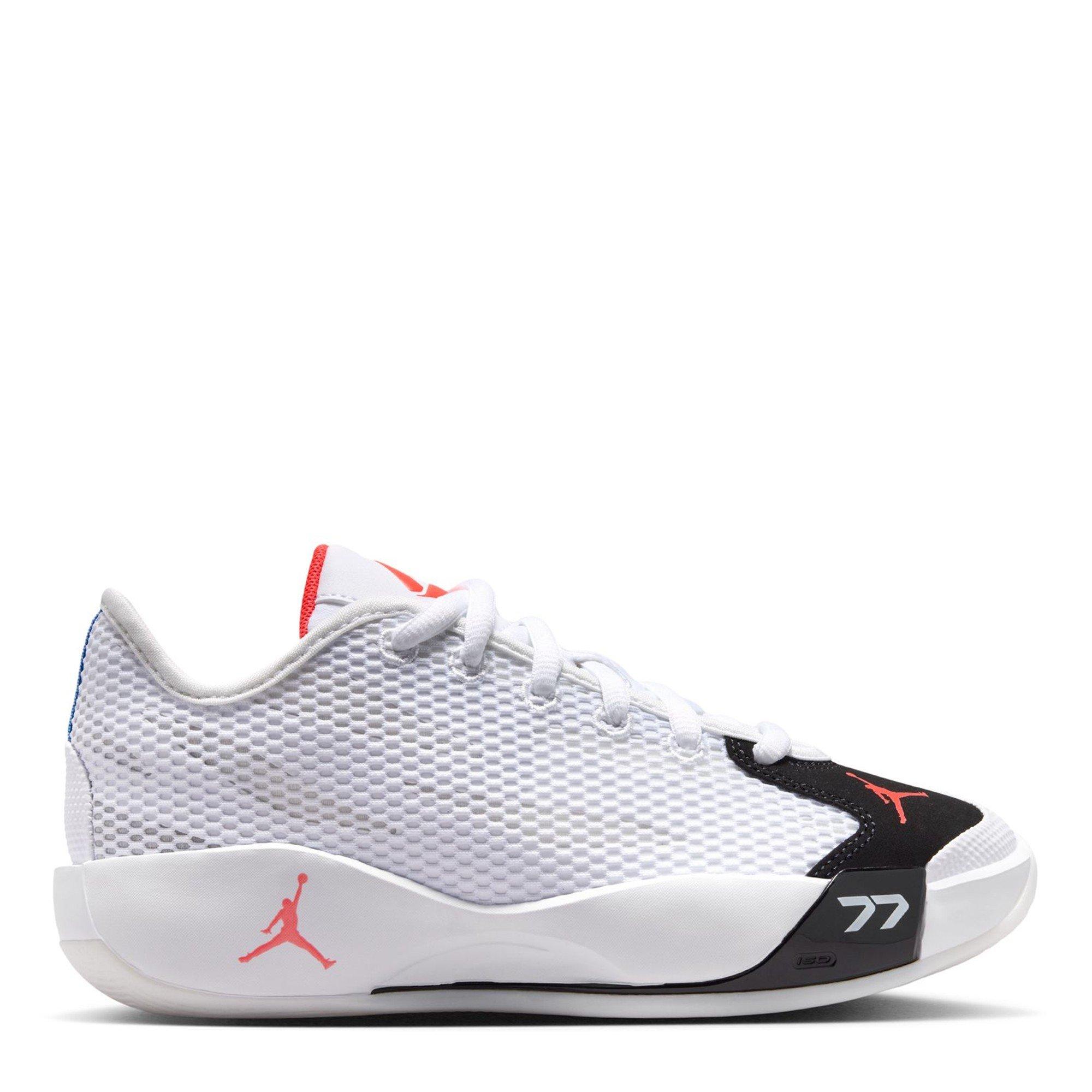 Air Jordan Boys Kids' Basketball Trainers - White/Red - 4 (36.5)