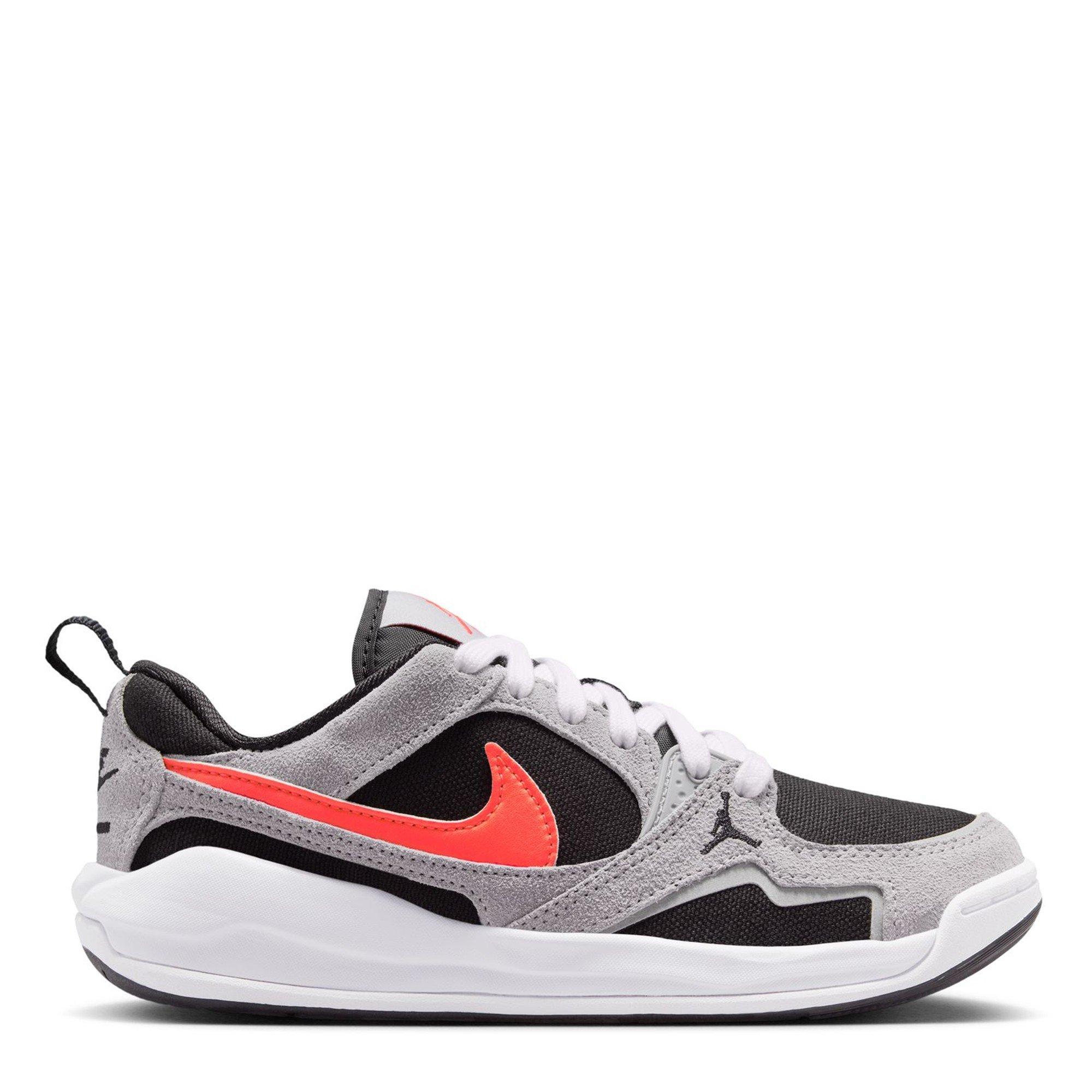 Air Jordan Boys Kids' Basketball Trainers - Black/Infared - 4 (36.5)
