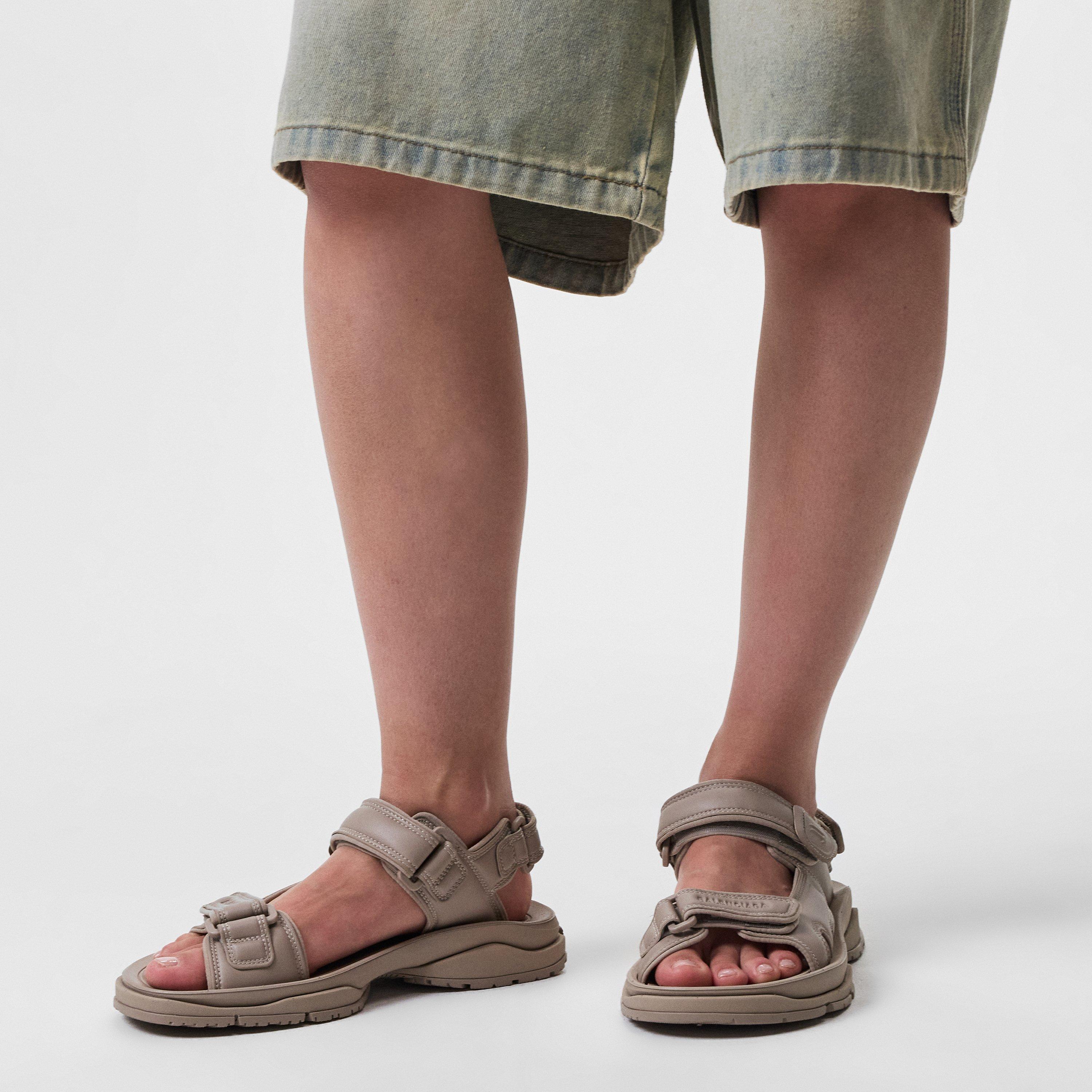 Balenciaga | Tourist Sandals | Fisherman Sandals | Cruise Fashion