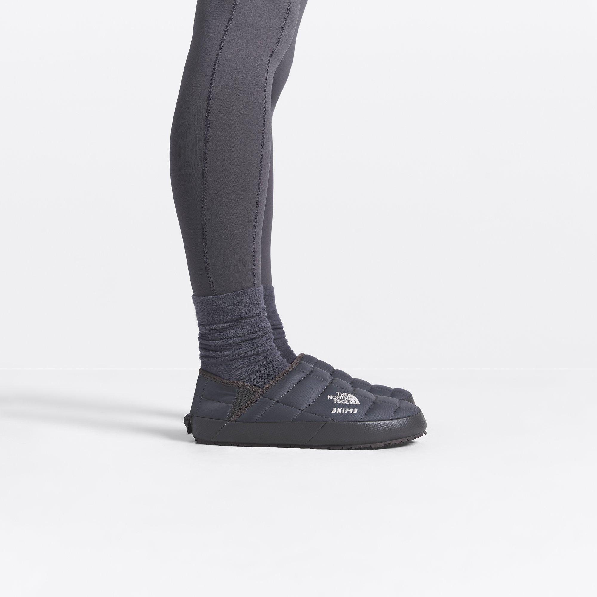 SK Gunmetal - TNF x Skims - Womens Thermoball Traction Mule V - 5