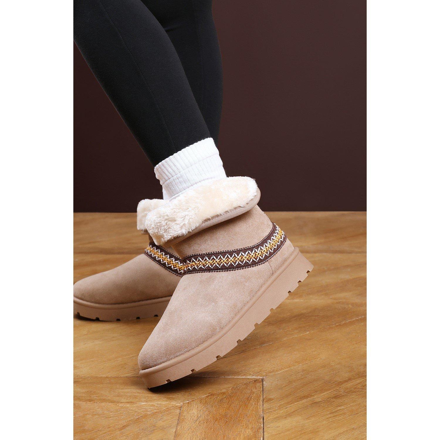 Women's Embroidered Boot Slipper