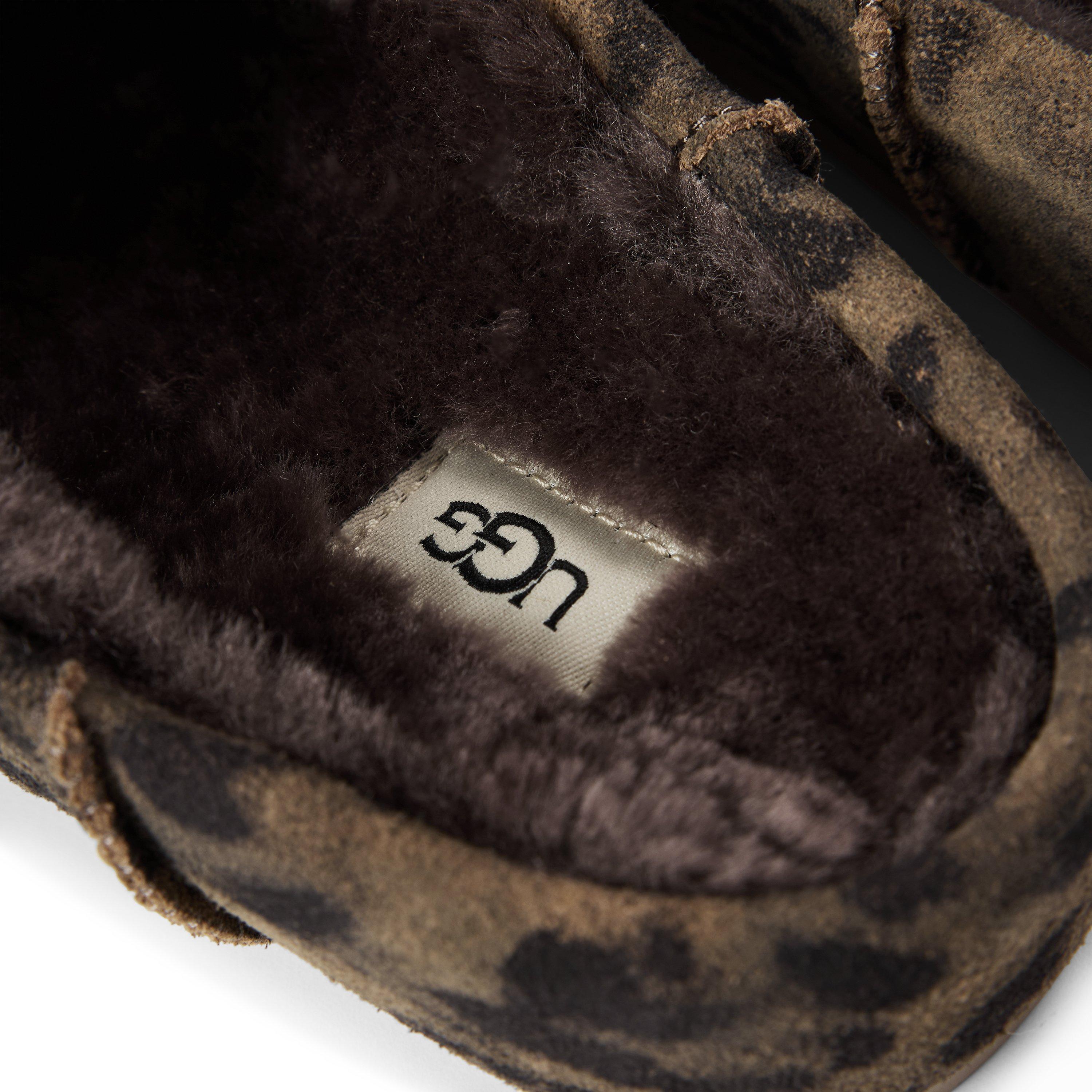 Chestnut - Ugg - Women's Elea Spot Suede Mule Slippers - 3
