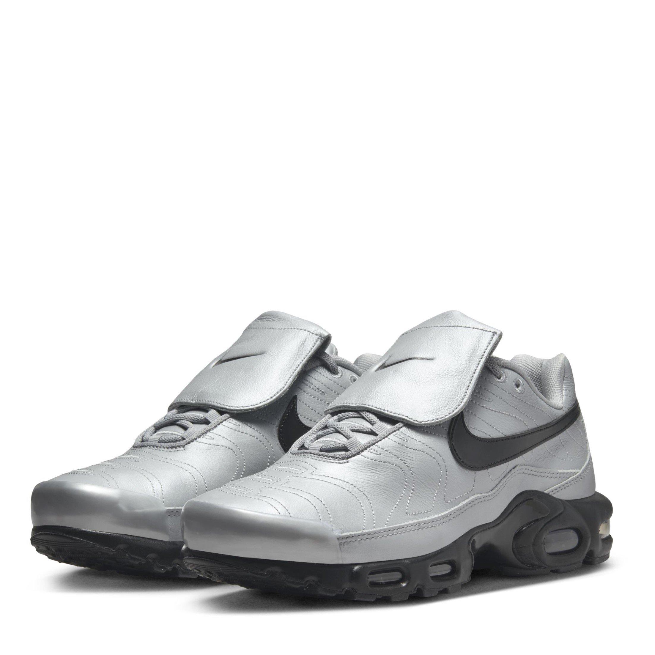 Wolf Grey - Nike - Air Max Plus Tiempo Trainers - 4