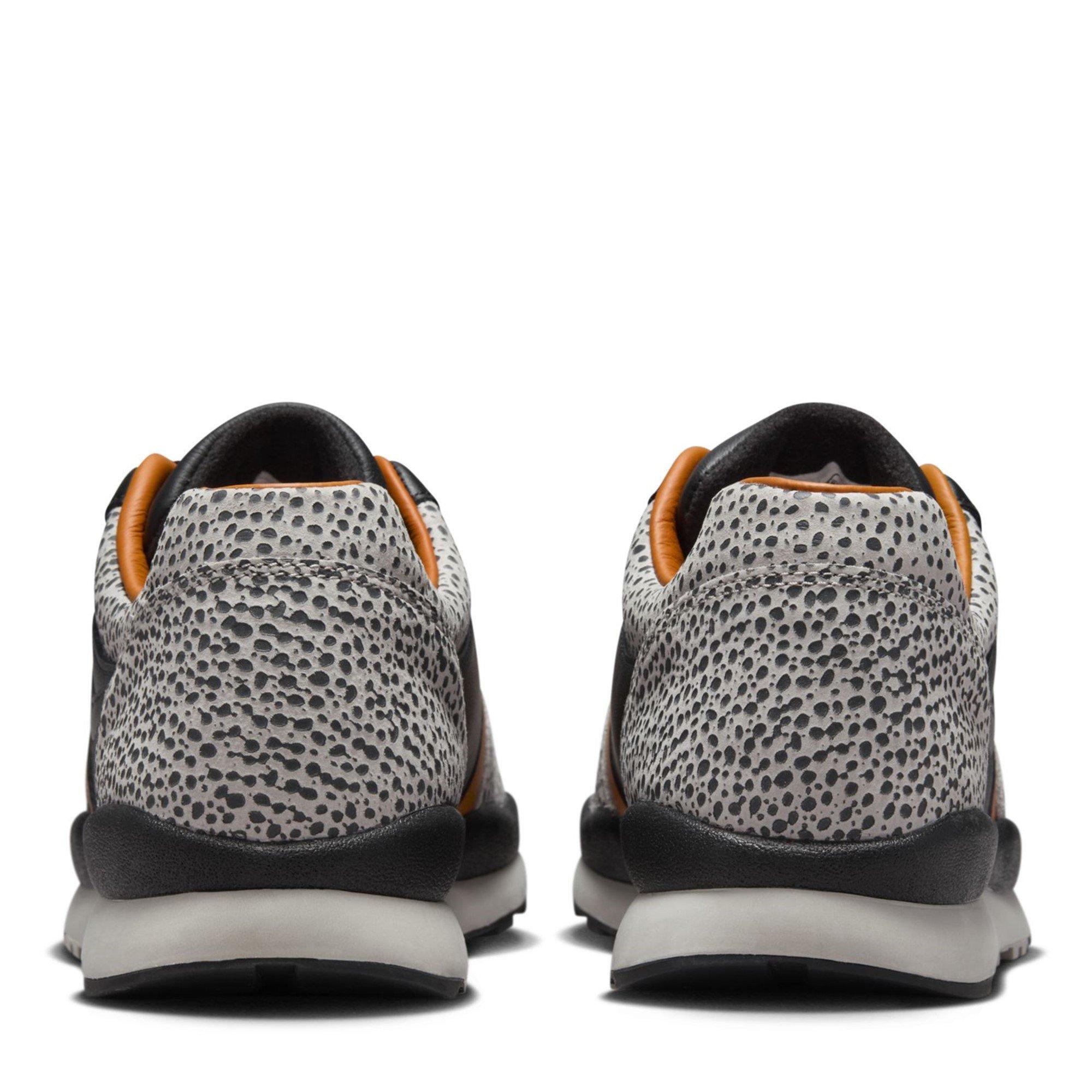 Black Monarch - Nike - Air Safari Electric Trainers - 6