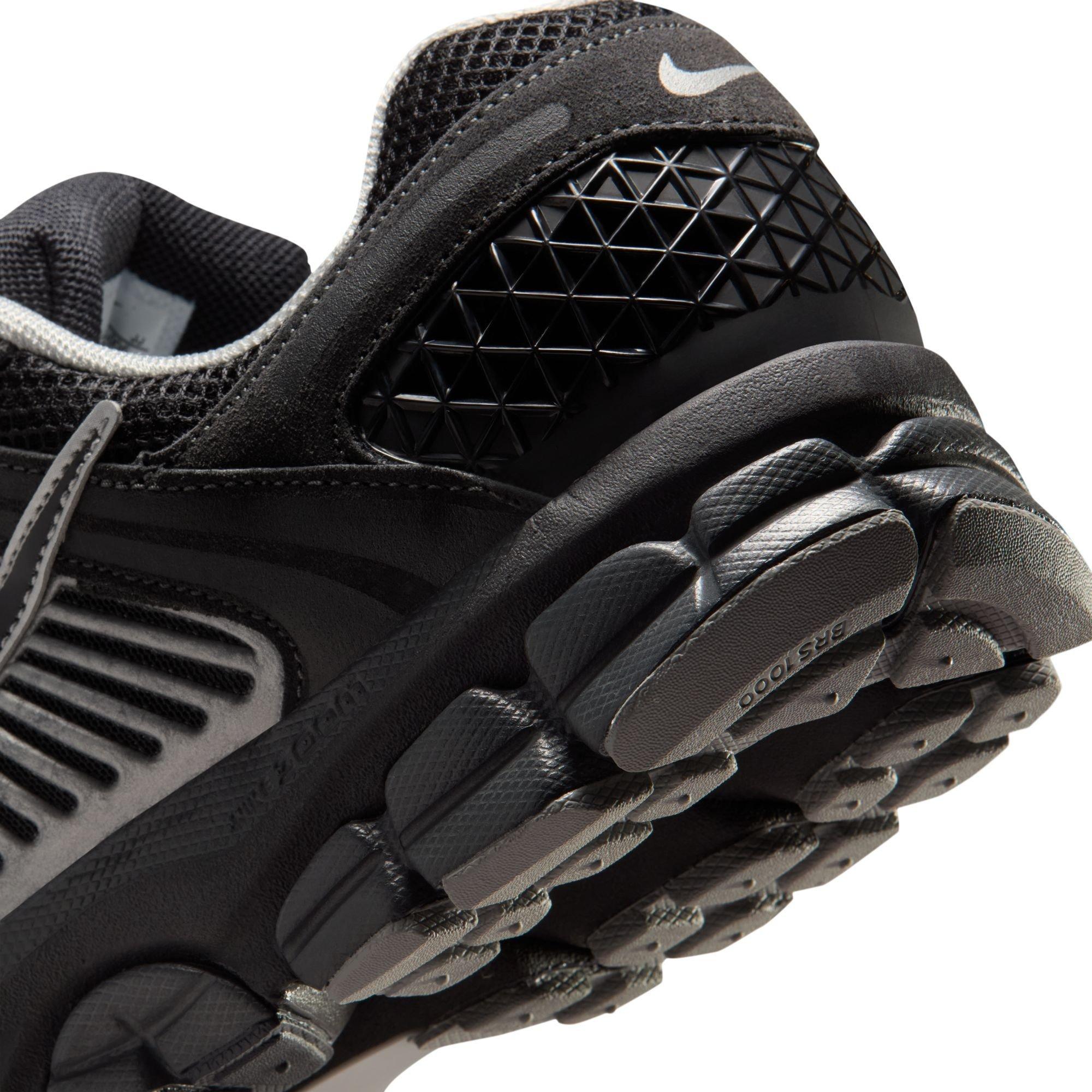 Black/Silver - Nike - Zoom Vomero 5 Trainers - 8